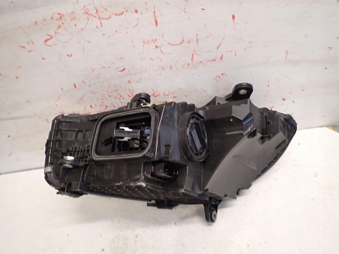 light front front right MERCEDES C-KLASA W206 2021- FULL LED A2069064003