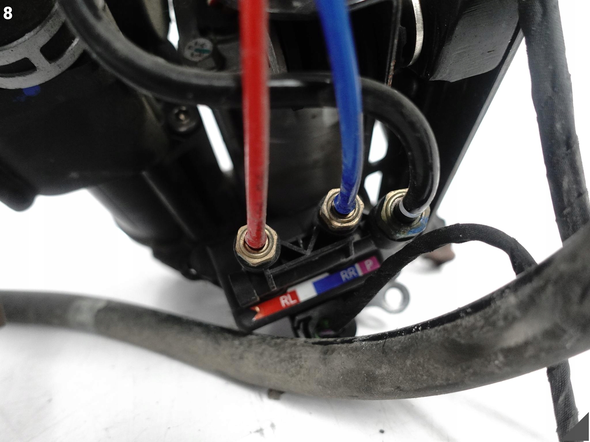 BMW 5 G31 17- compressor; springing PNEUMATYCZNEGO WABCO 2790892