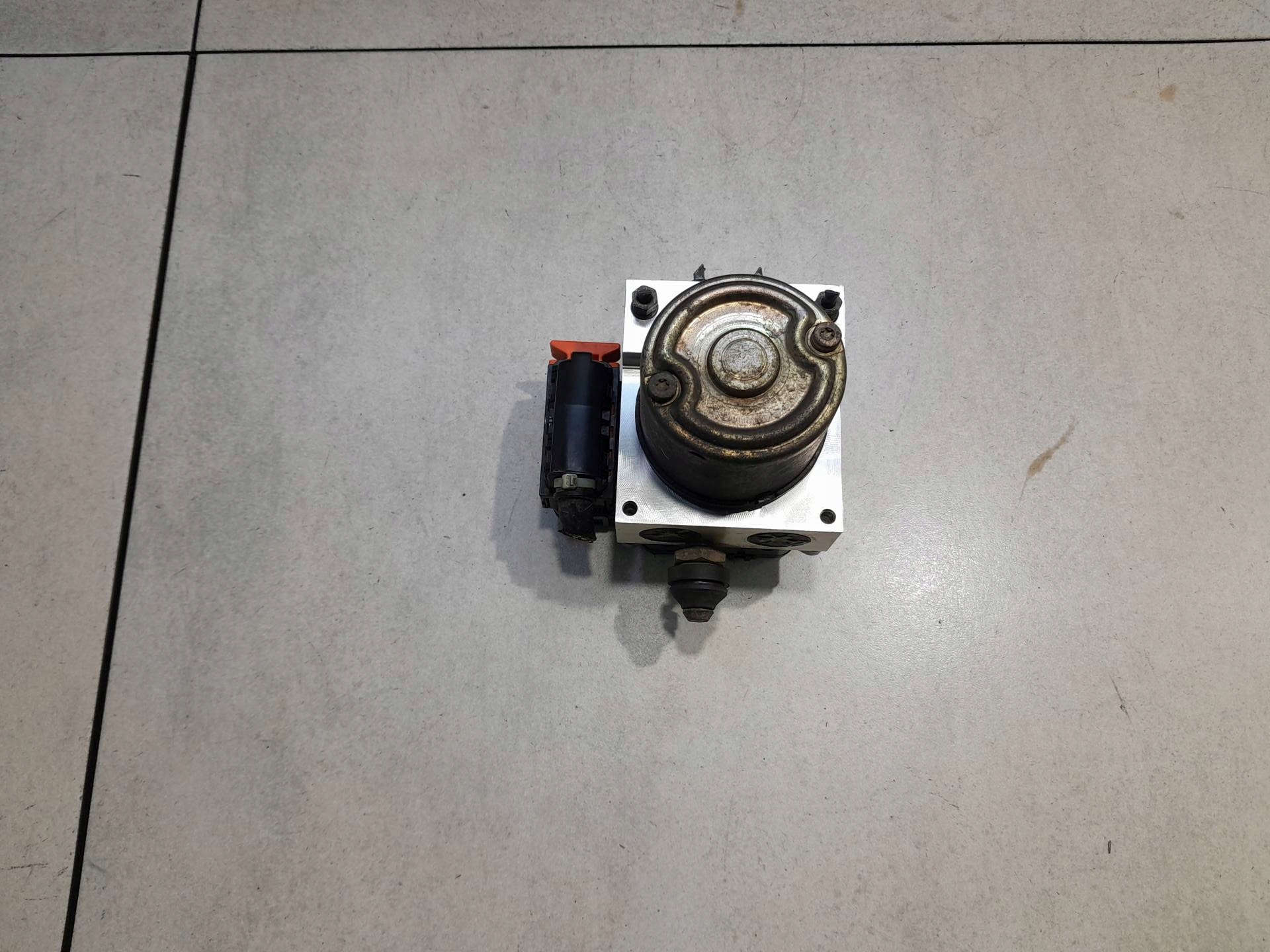pump ABS MAZDA PREMACY and 2.0 DITD
