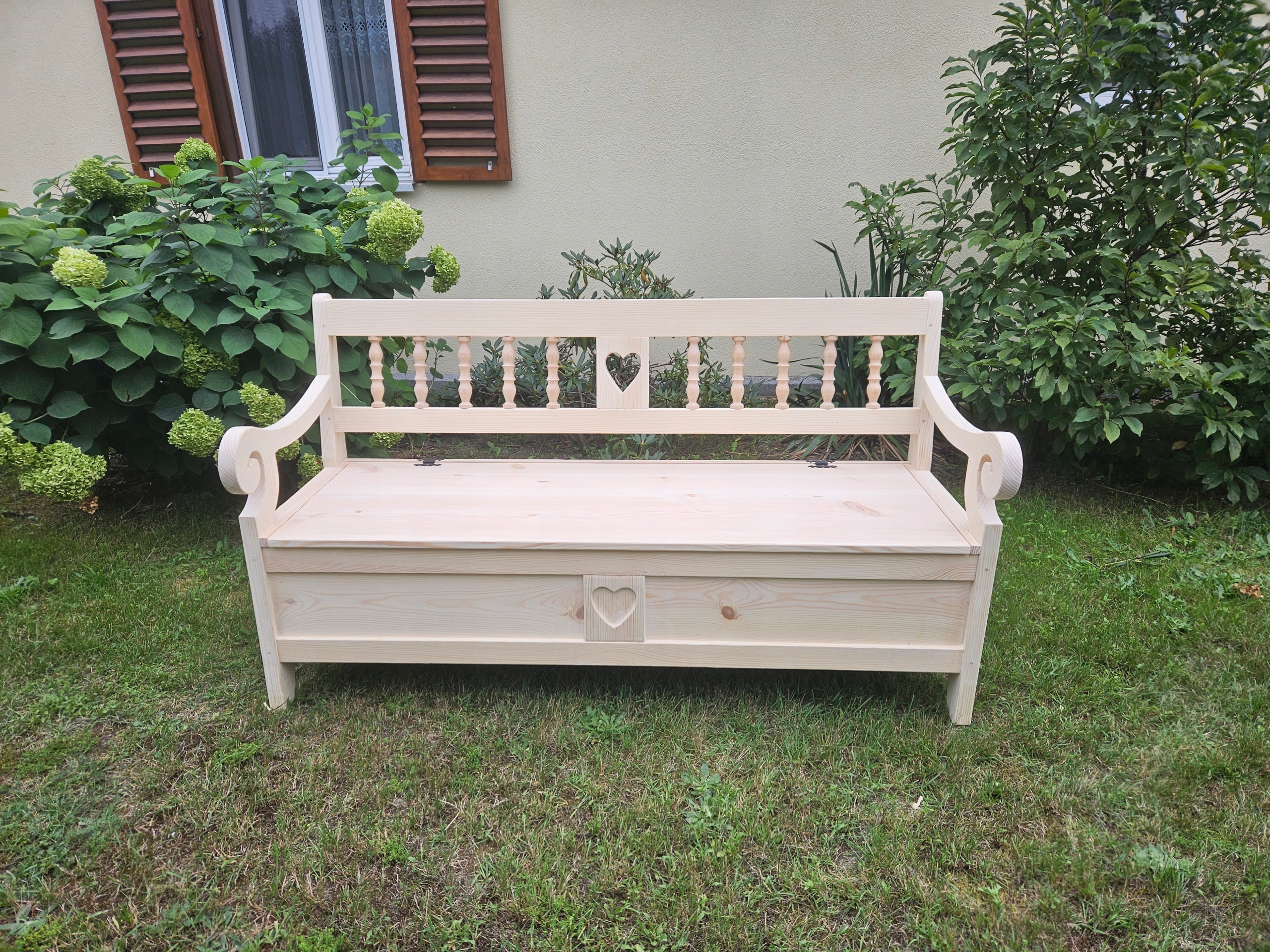 деревенская лавка шлагбаум-новая реплика