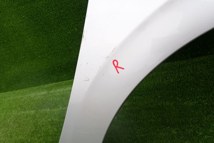 PEUGEOT 208 12-19 fender right front front