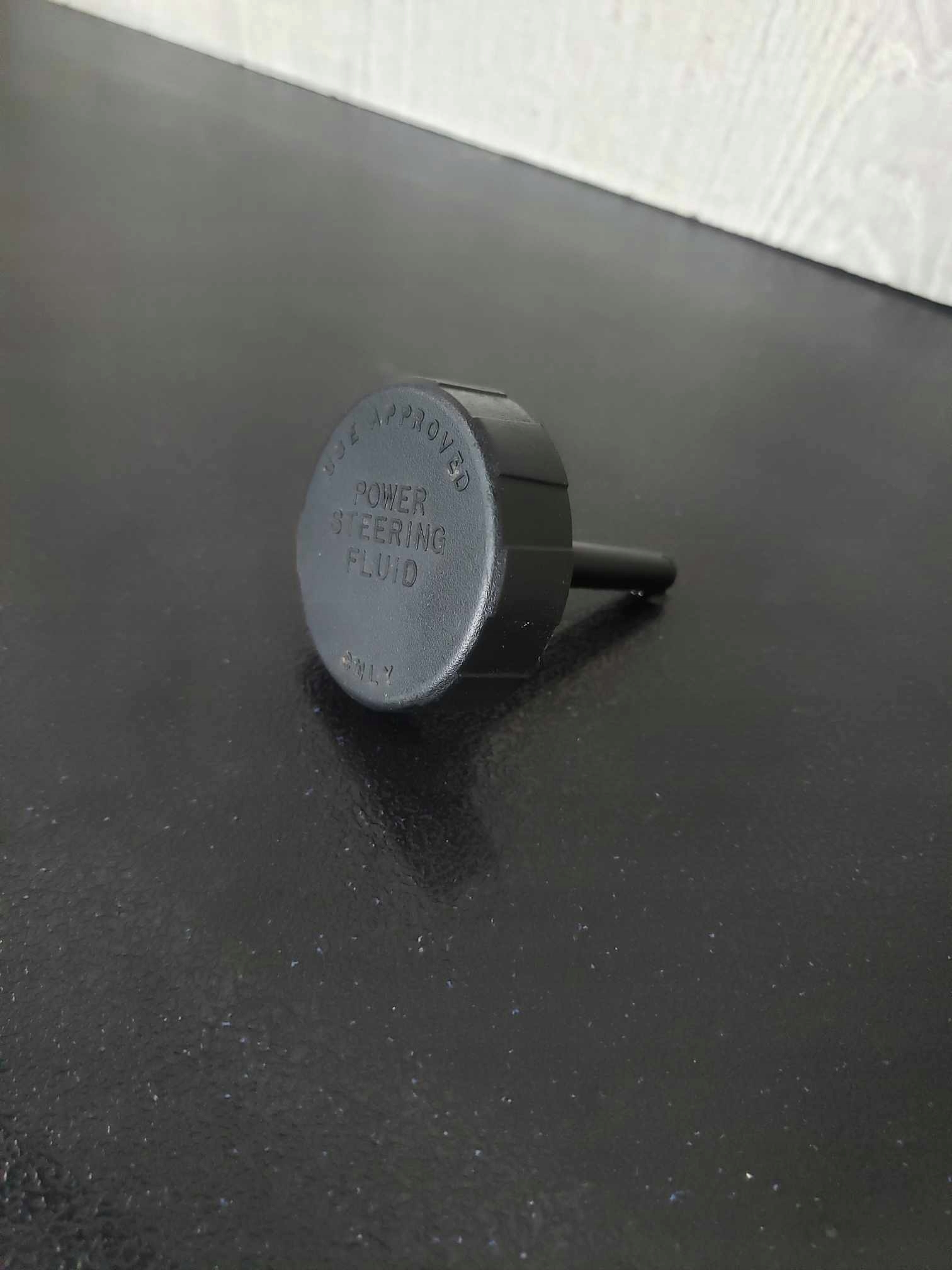 Korek Płynu Do Wspomagania 2.0t 1.8t B207