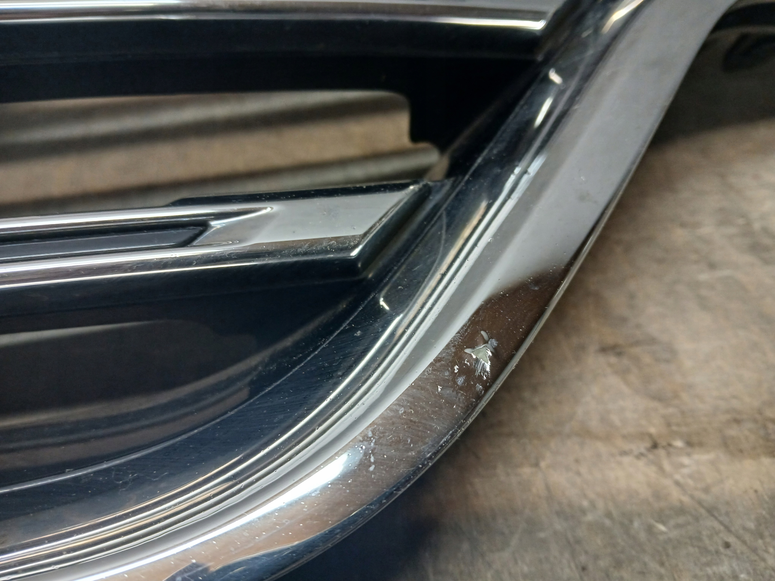 Grille RENAULT KOLEOS II 2 623108912R