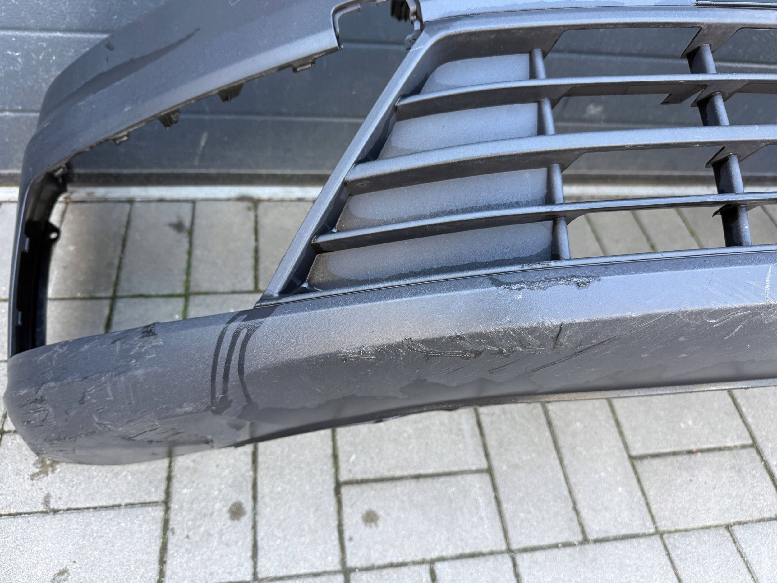 Vw Caddy 3 III 2K5 15- bumper front front