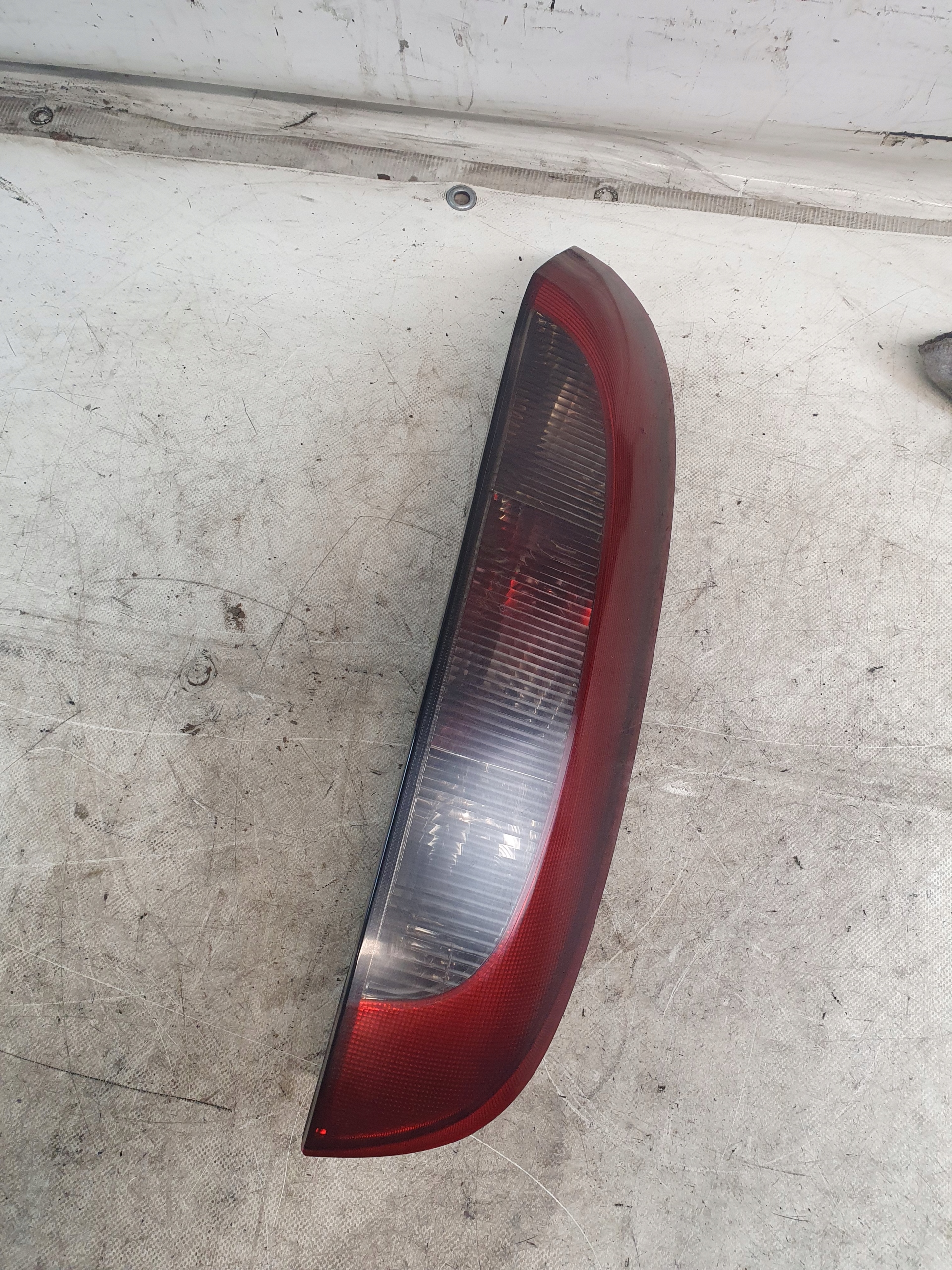 light right rear part OPEL CORSA C 01r.