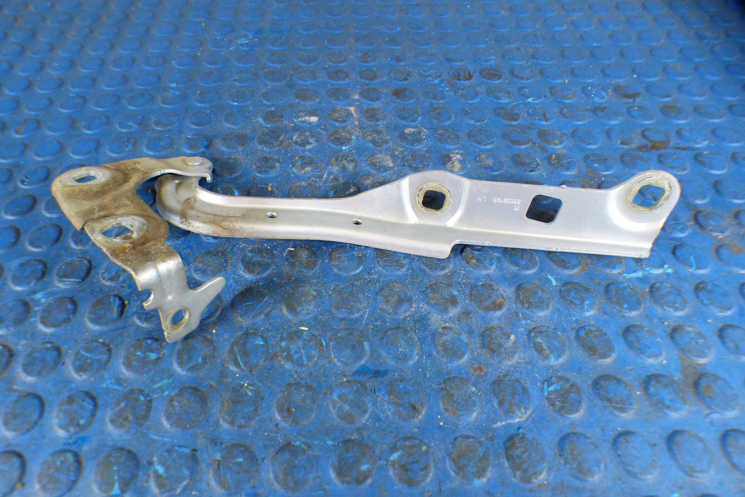Opel Astra K V hinge bonnets left front 39032149 lakier Z189 original st.BDB