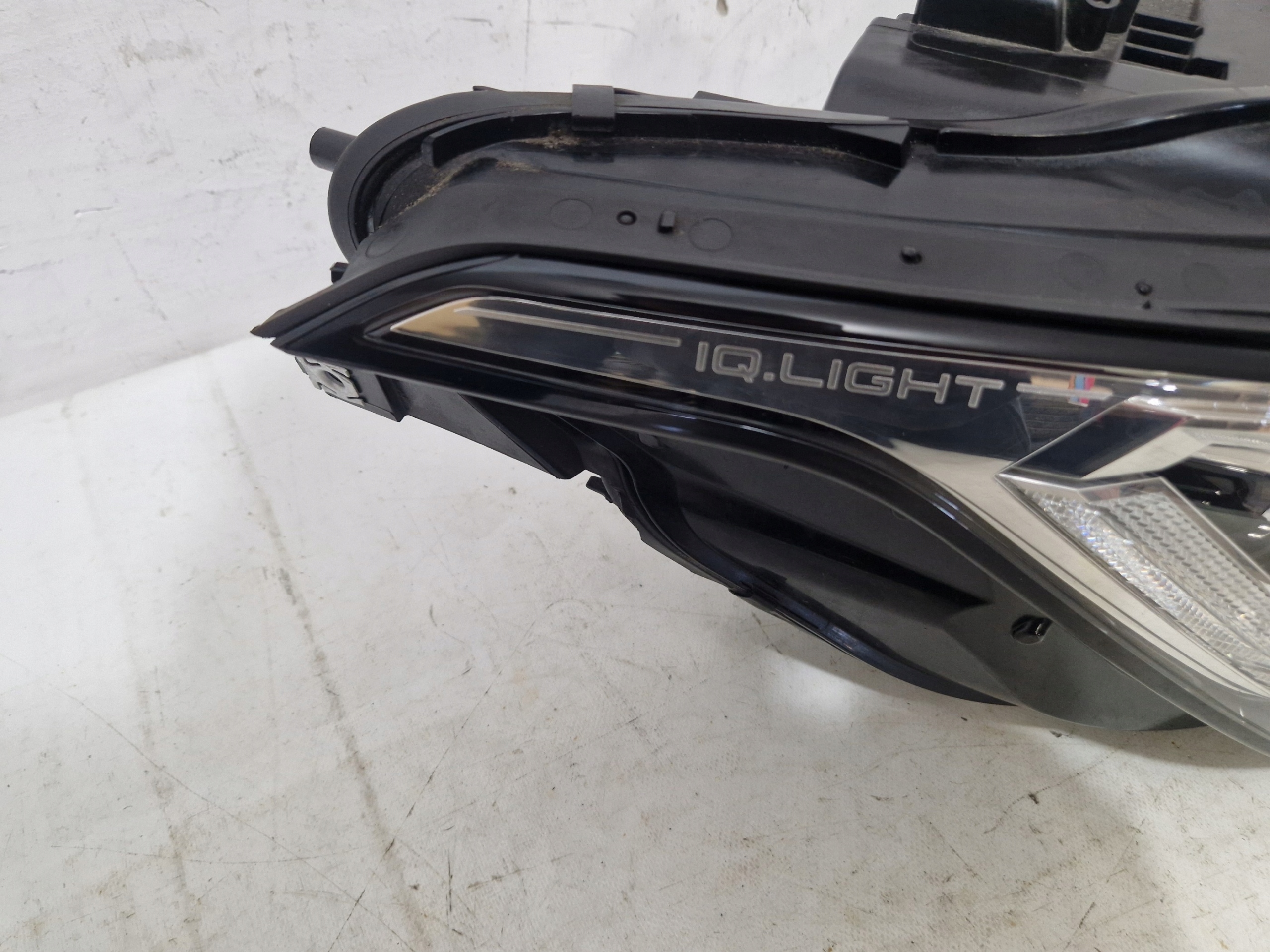 * VW TIGUAN II 2 light front PRAWAPRZOD FULL LED 5NB941082G
