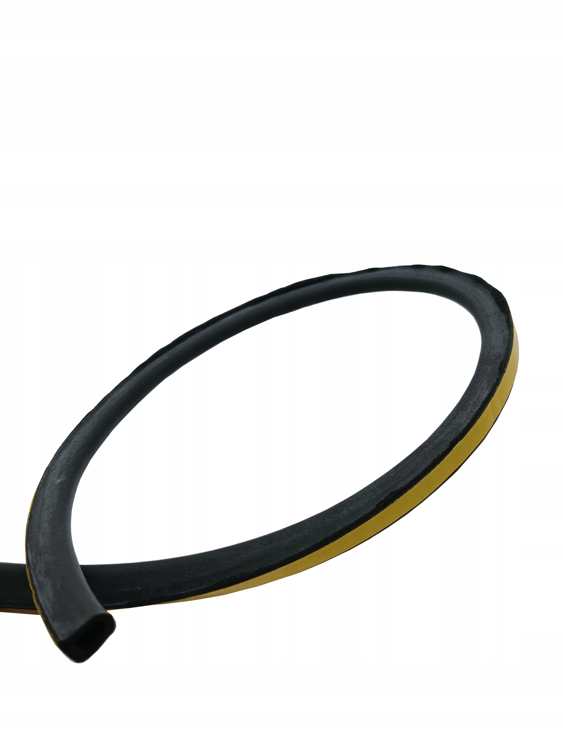 

Uszczelka czarna samoprzylepna typ D 8x10mm