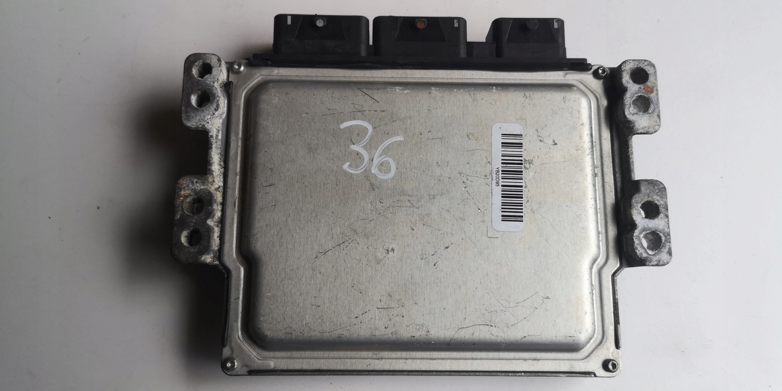 computer ECU RENAULT MEGANE 237100121R Originale
