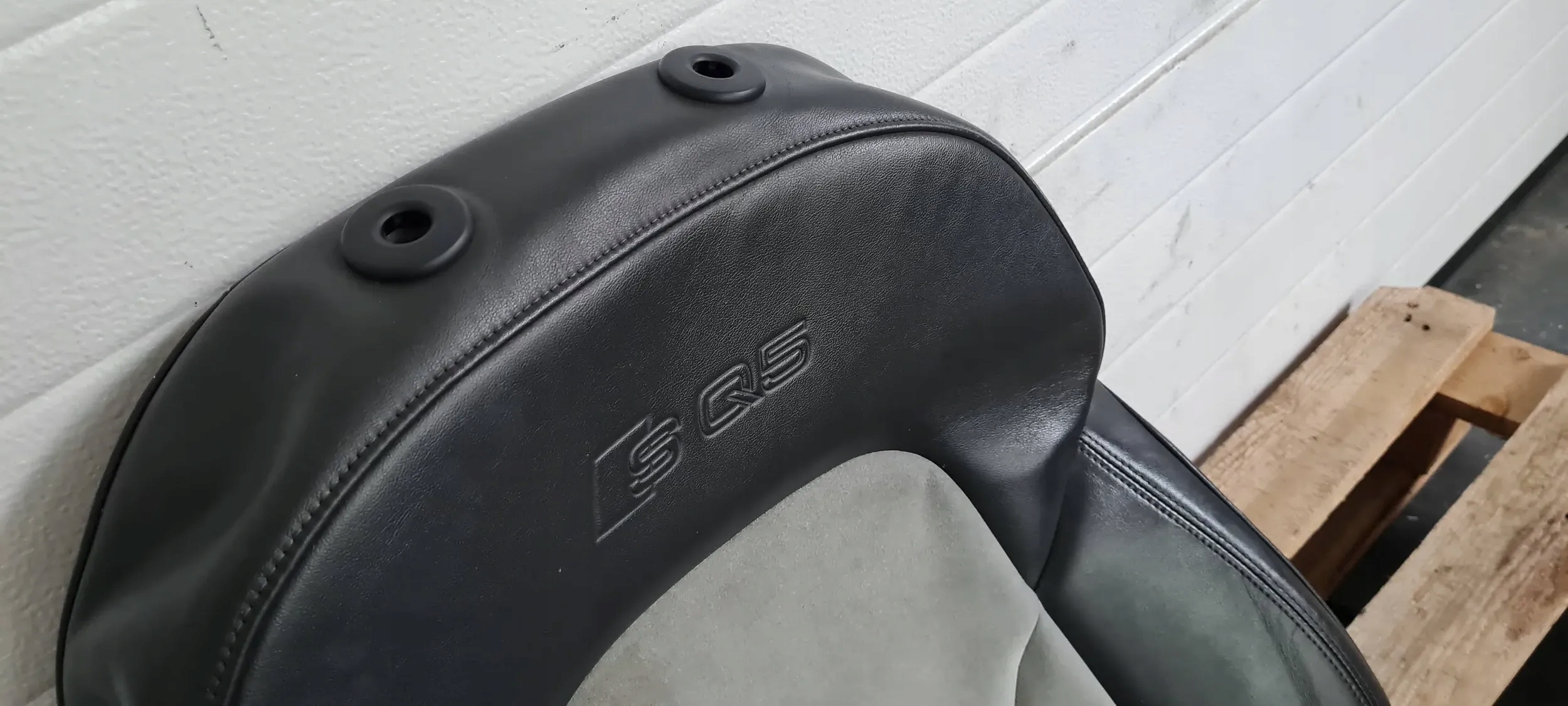 SQ5 8R Q5 LIFT Blende Abdeckung SITZ Leder PERLNAPPA ALCANTARA links Sitz