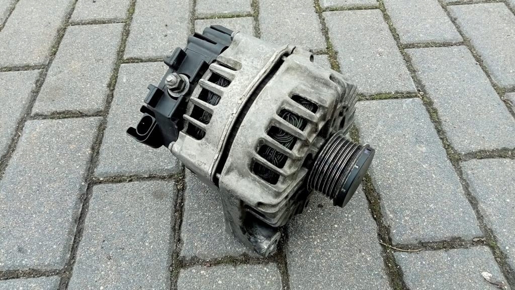 BMW X5 X6 F15 F16 ALTERNATOR FGN23S068