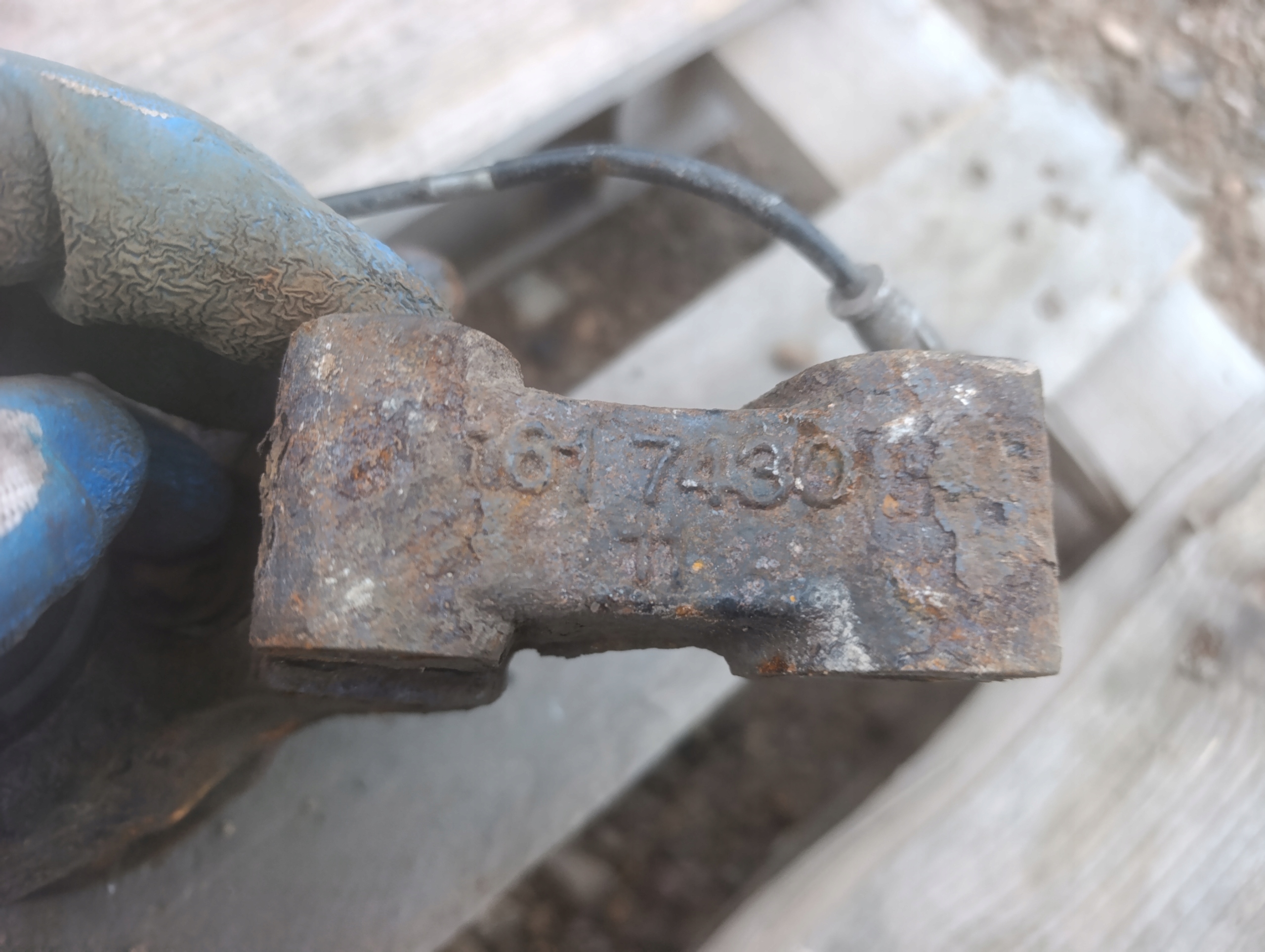 swing right front right front OPEL ASTRA H 1.3 1617430