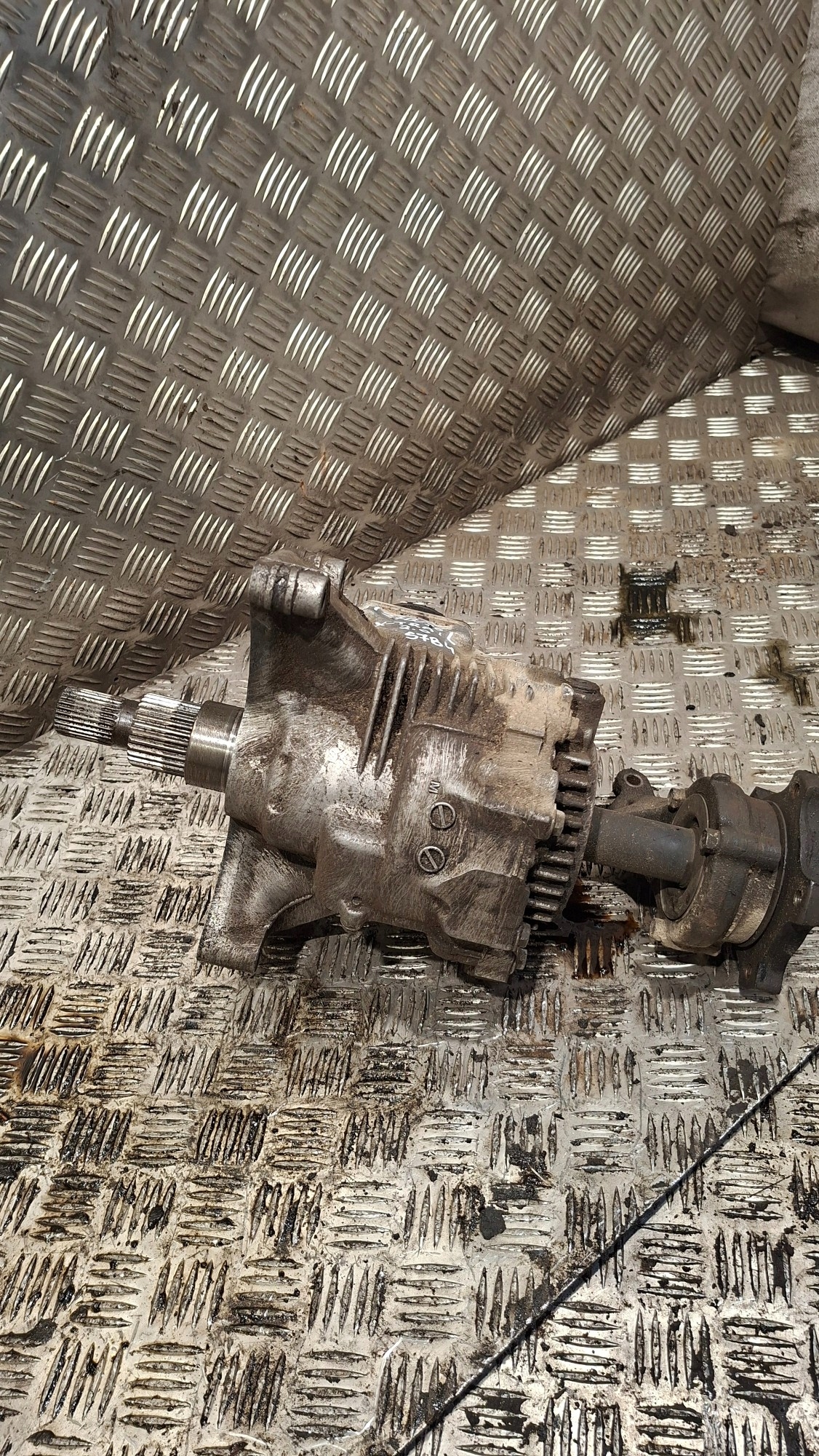REDUKTOR cambio ingranaggi NISSAN X-TRAIL T30 2.0D