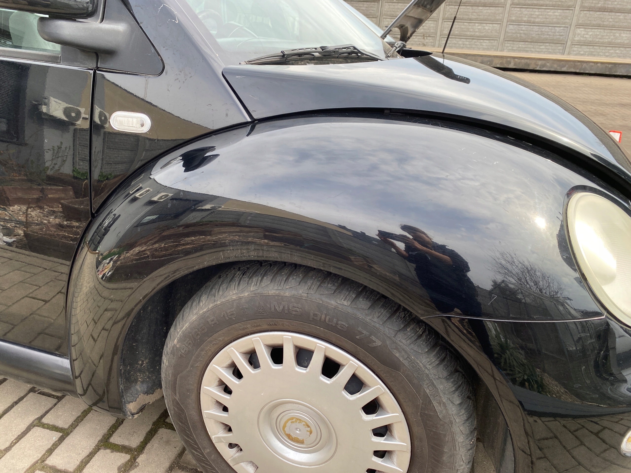 VW NEW BEETLE 98 -10 fender right front front kod lakieru L041
