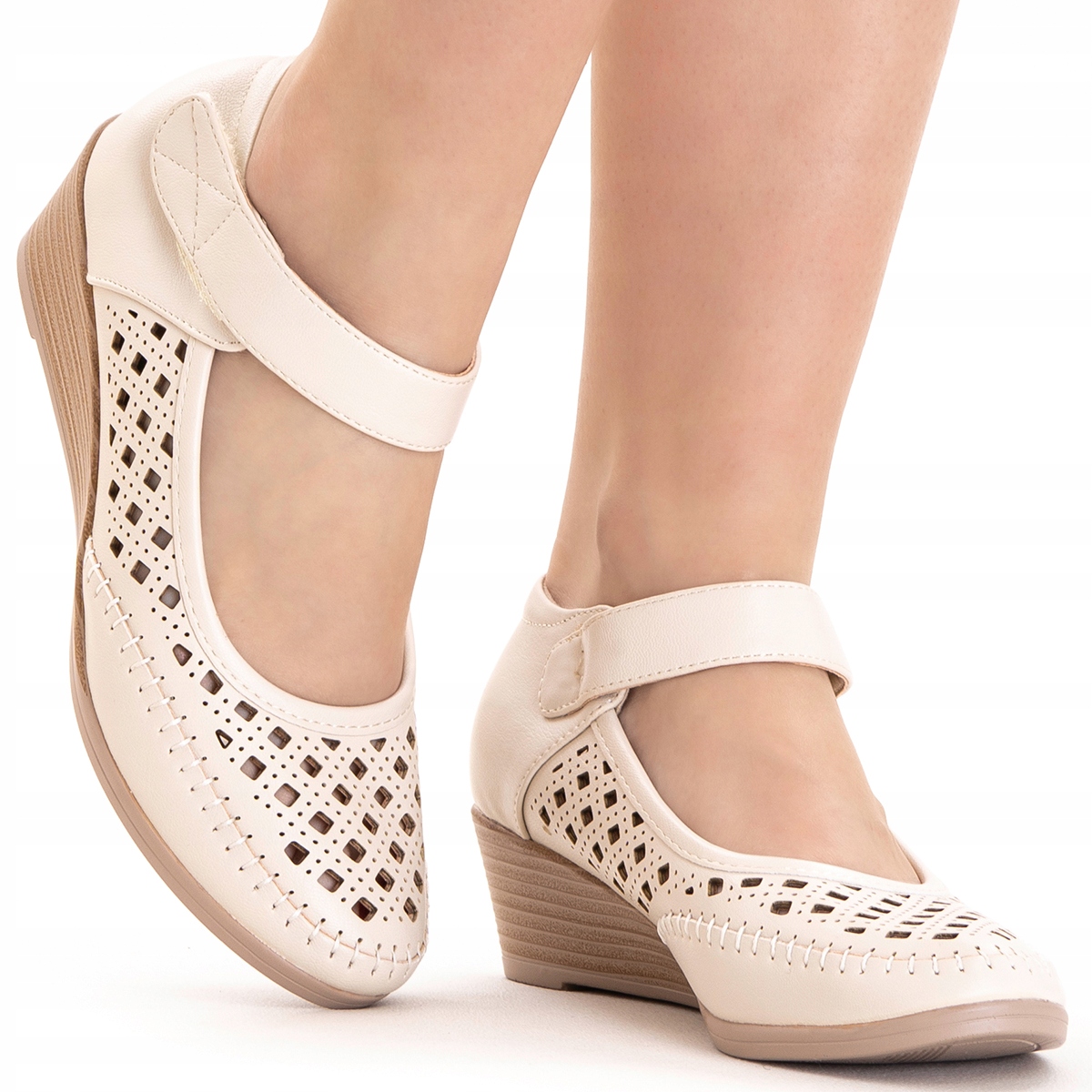 Polobotky na koturnu Širší vložka.KŮŽE pohodlné Ažurové měkké Wojtyłko 40