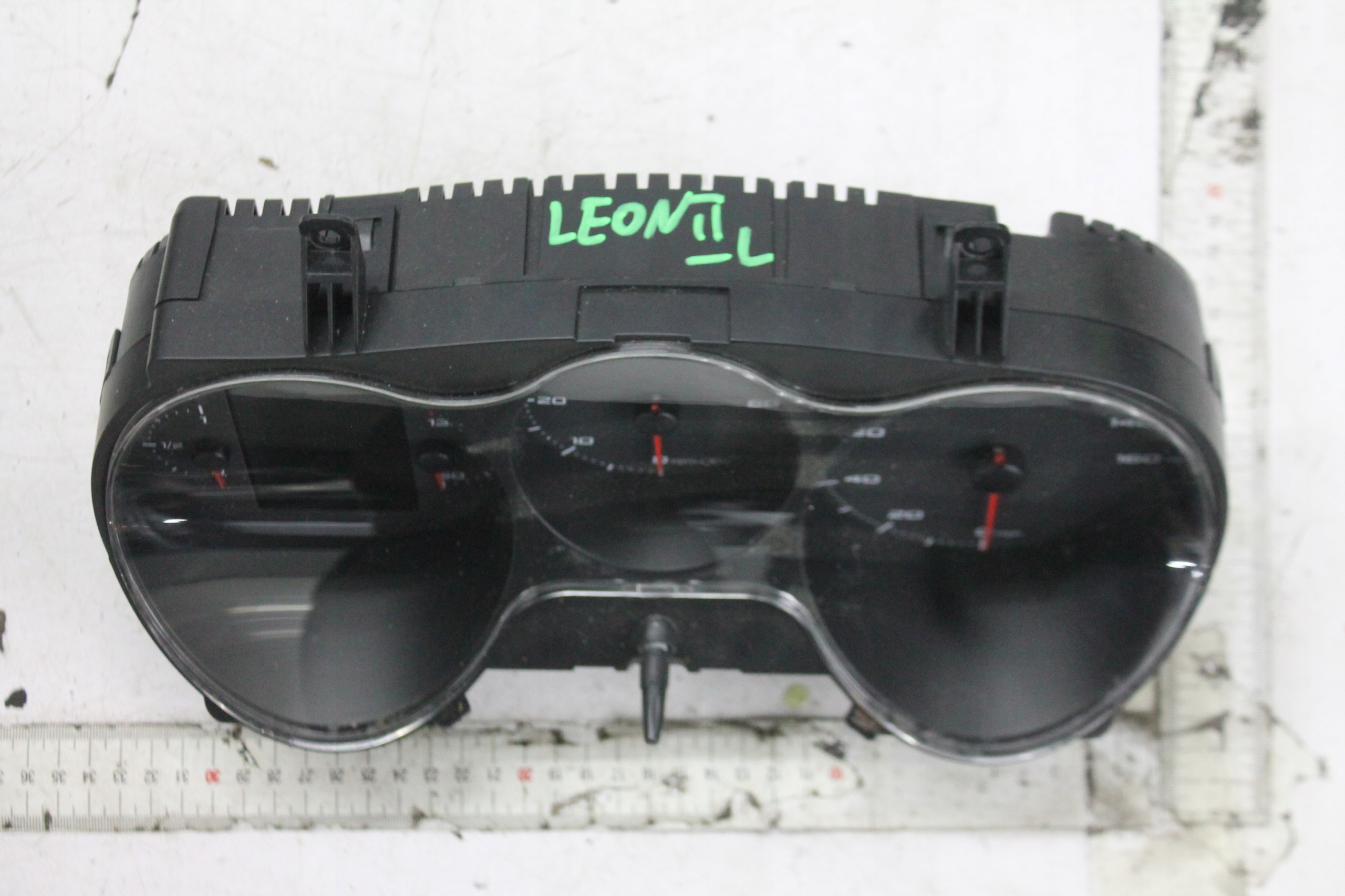 dials dials 1P0920950N LEON II 1.6 TDI 09-12 UK