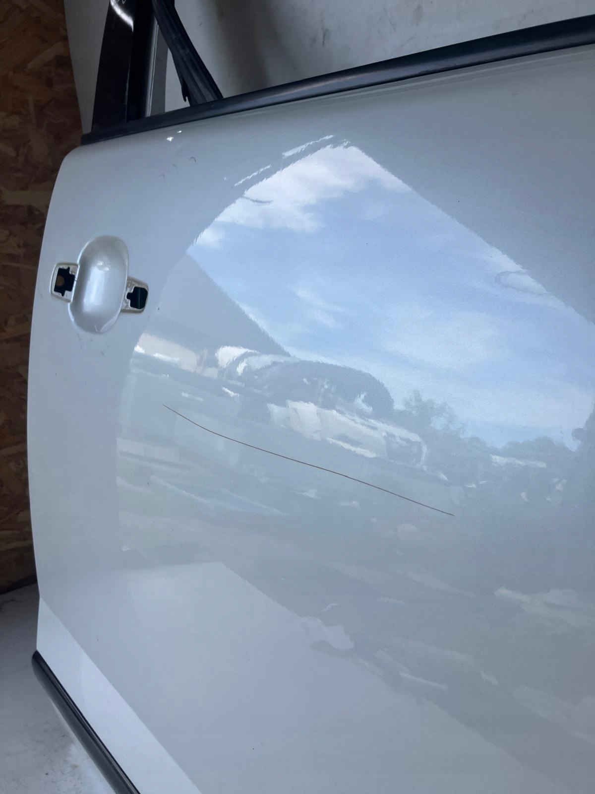 door right front PEUGEOT 3008 and KWED