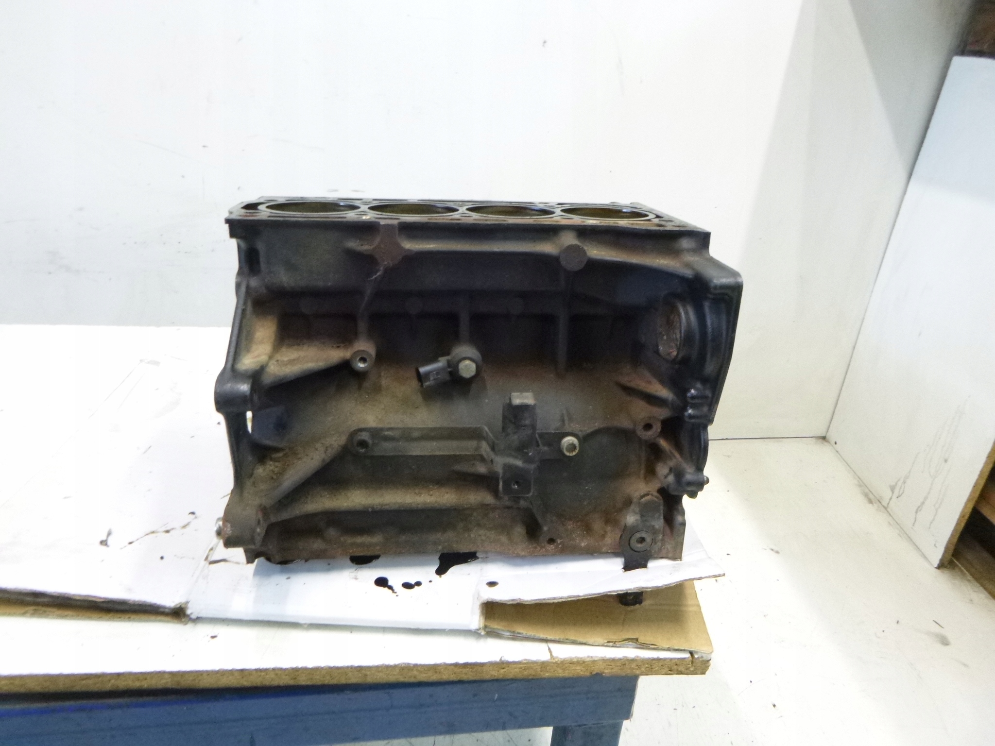 Blok silnika VW Volkswagen Golf V 1.4 TSI CAXA Jakość części (zgodnie z GVO) O - oryginał z logo producenta pojazdu (OE)