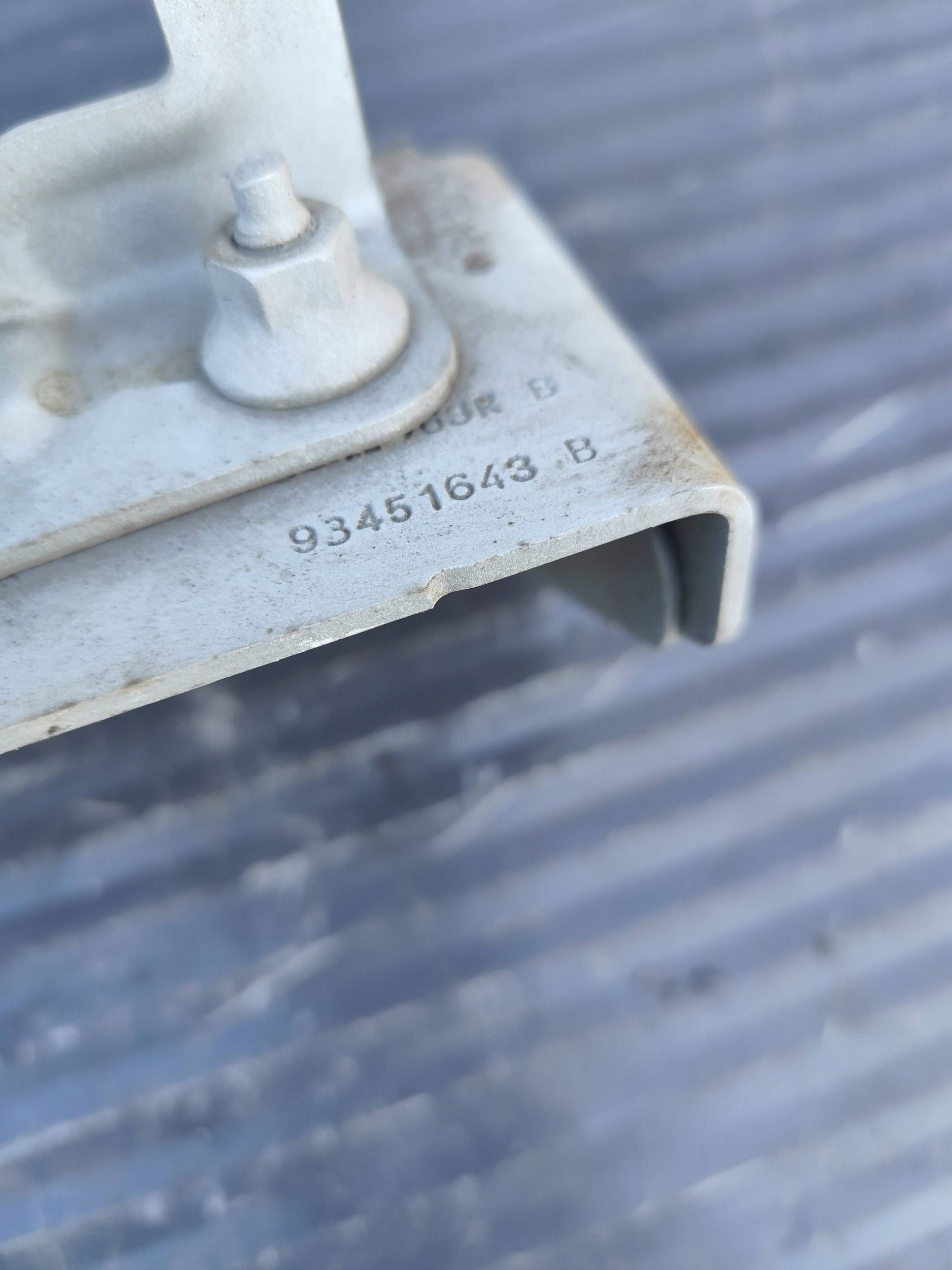 RENAULT TRAFIC III hinge bonnet hinges KOMPLET DEMONTAZ