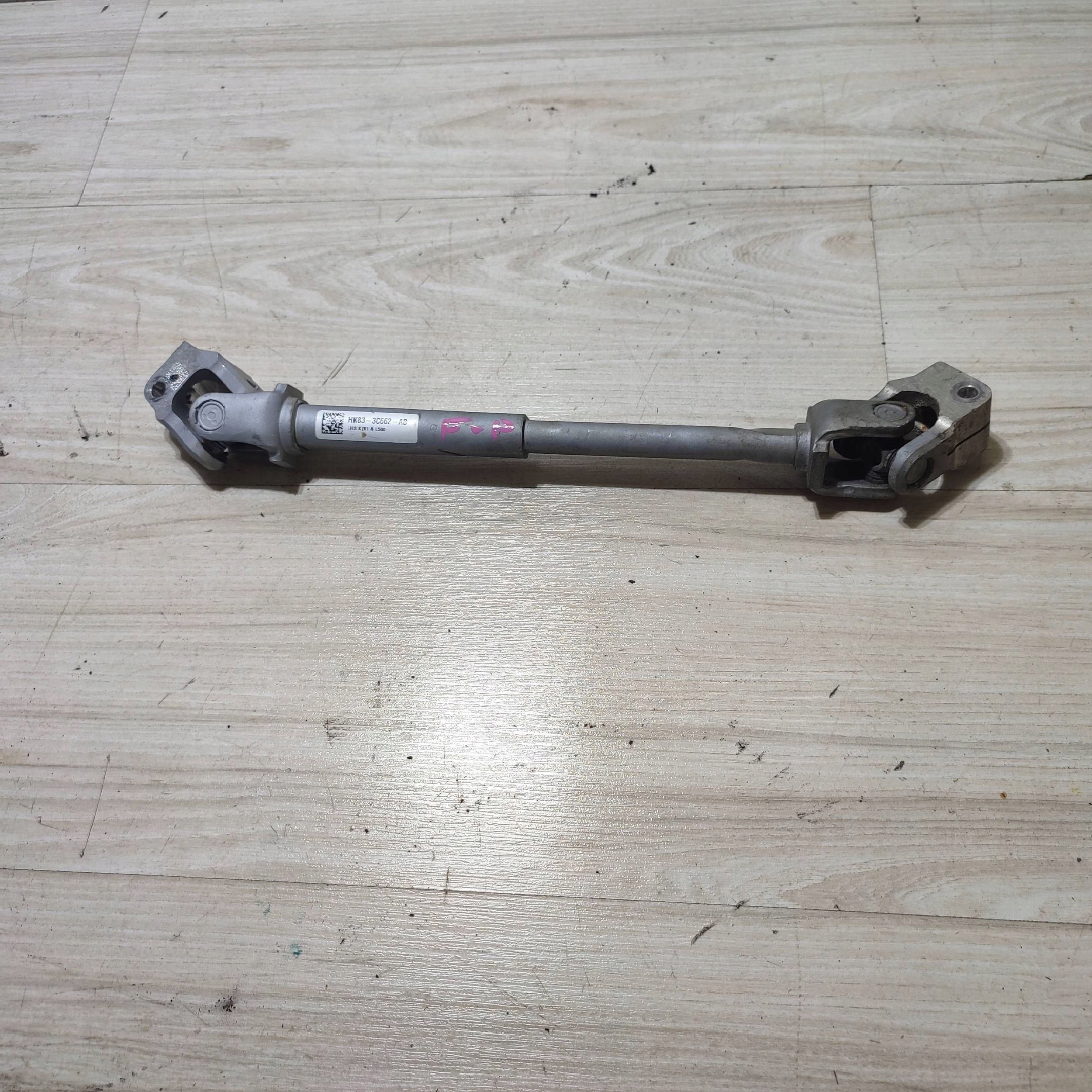Croix Colonne de direction Volant Jaguar F-Pace HK833C662AB