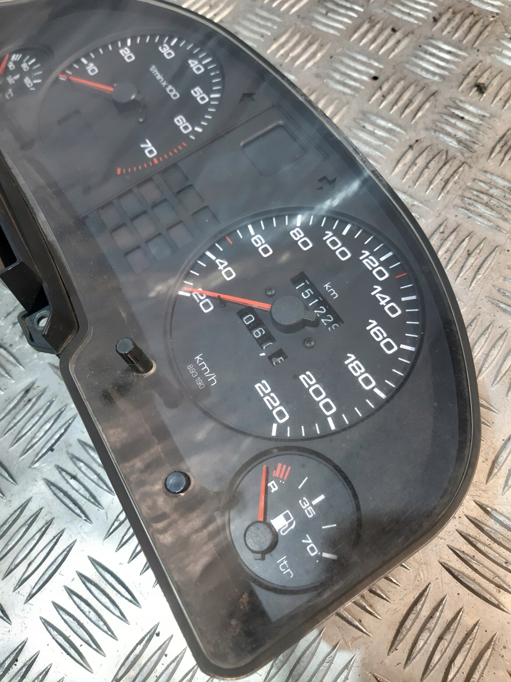 dials dials AUDI 80 B4 1.8B 893919033DF