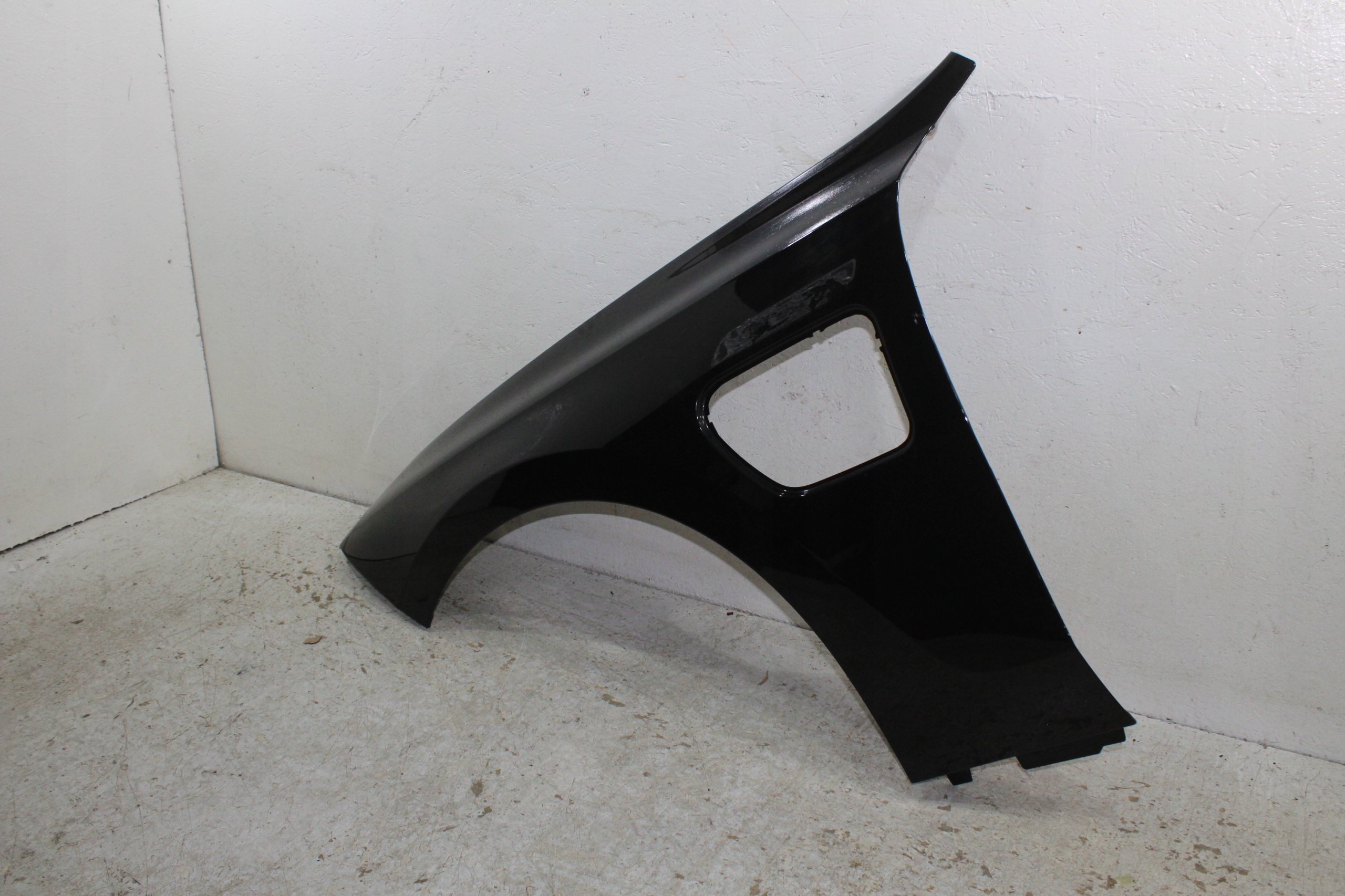 BMW 7 i7 G70 Hybryda fender left front front