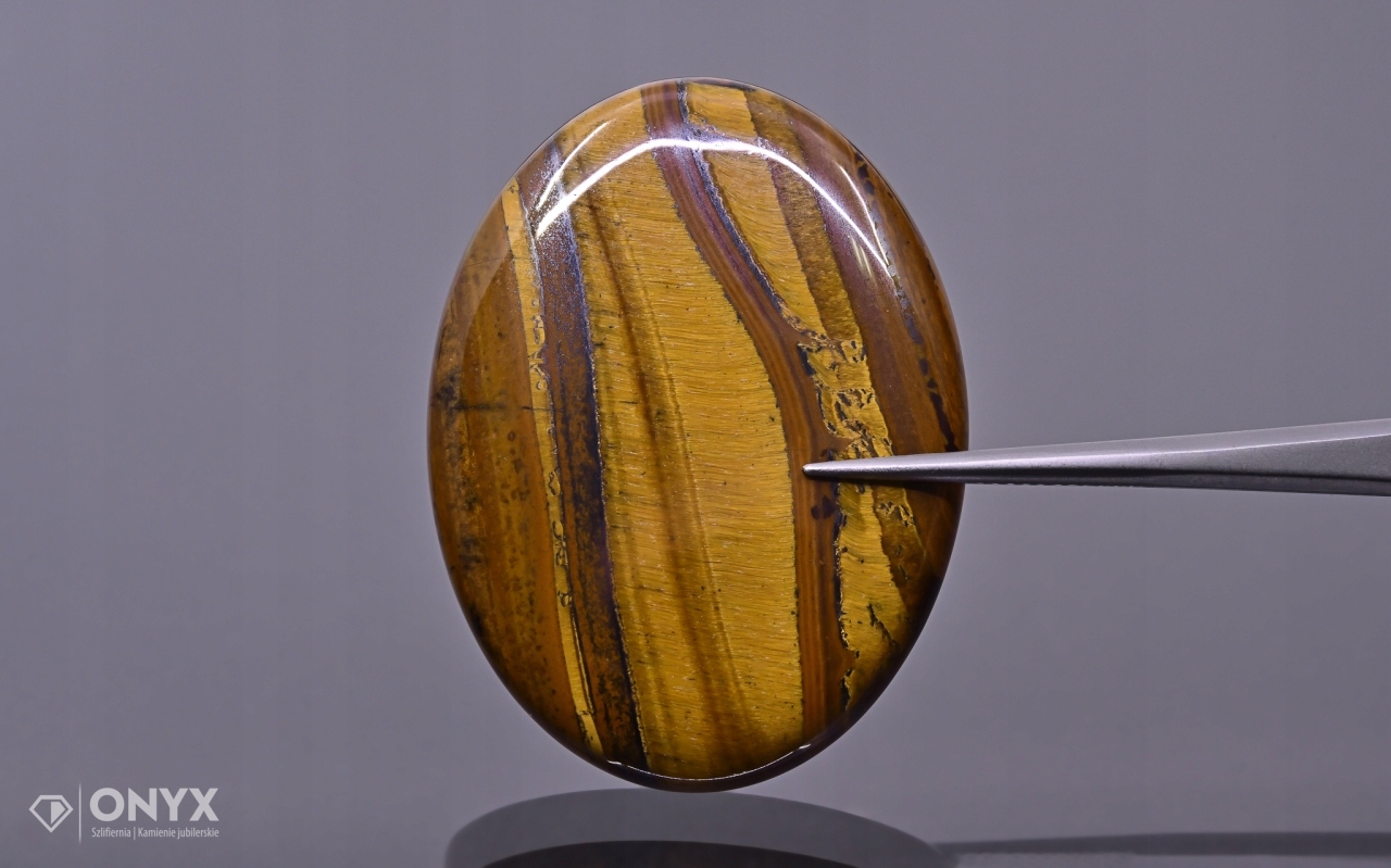 Tygří oko nízký kabošon ovál 40x30 mm