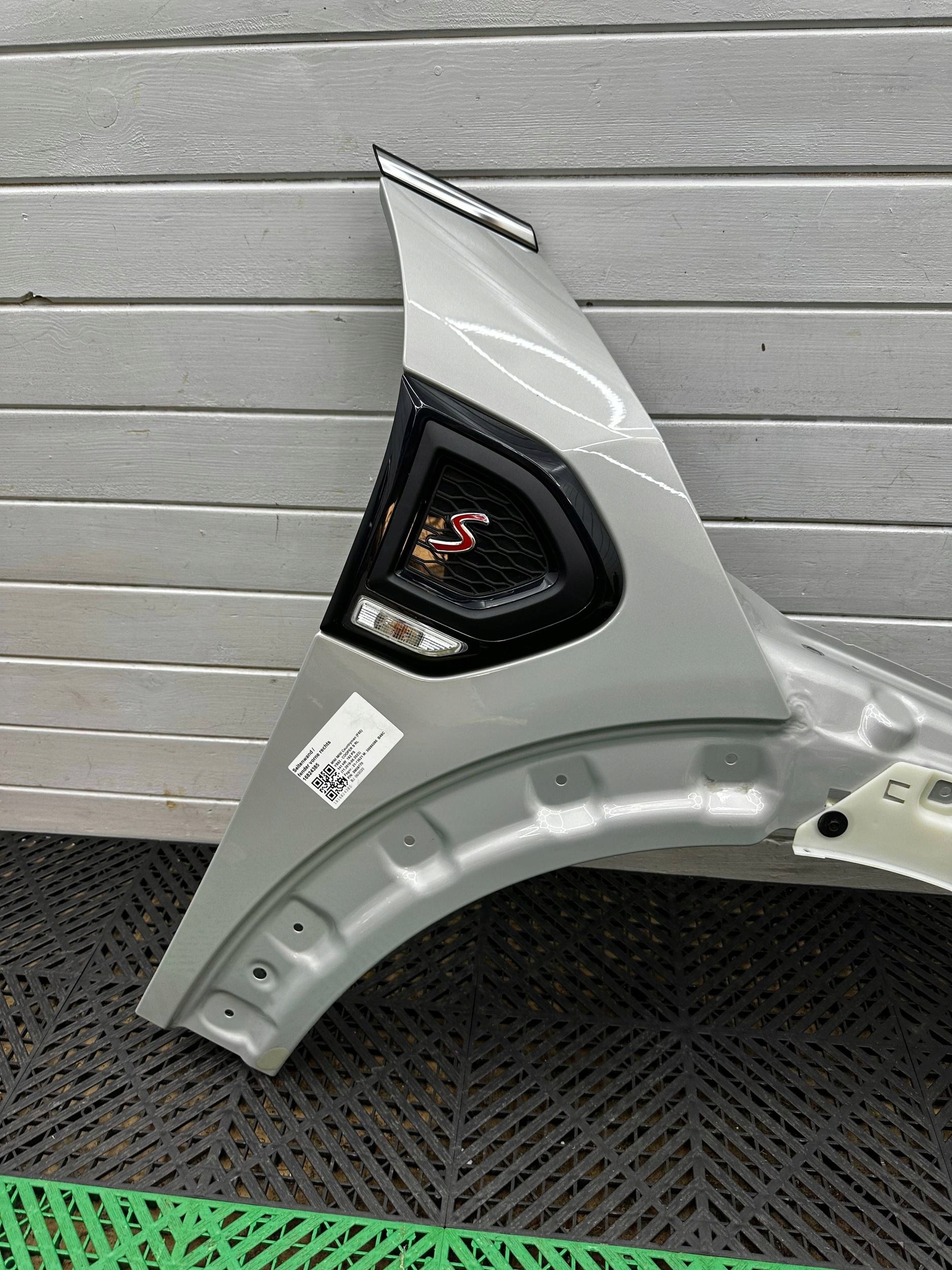 fender front side right Mini Cooper Countryman F60 7388080