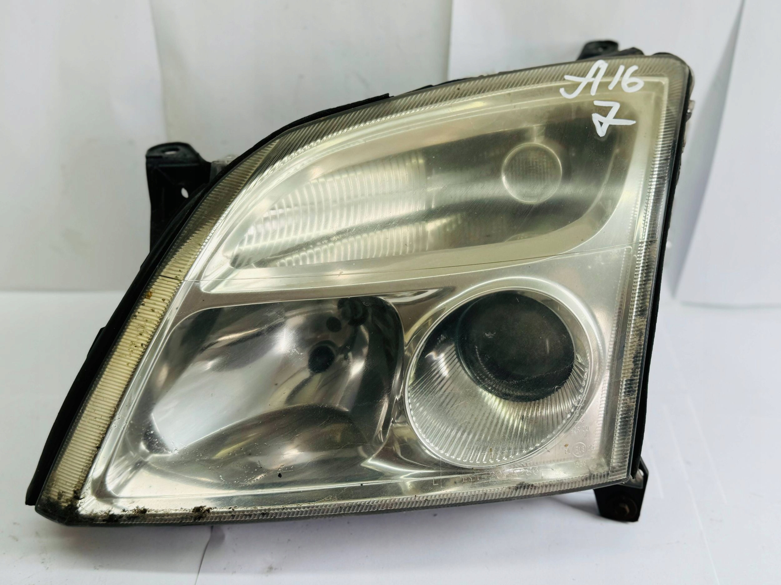 Opel Vectra C light front 20a286b