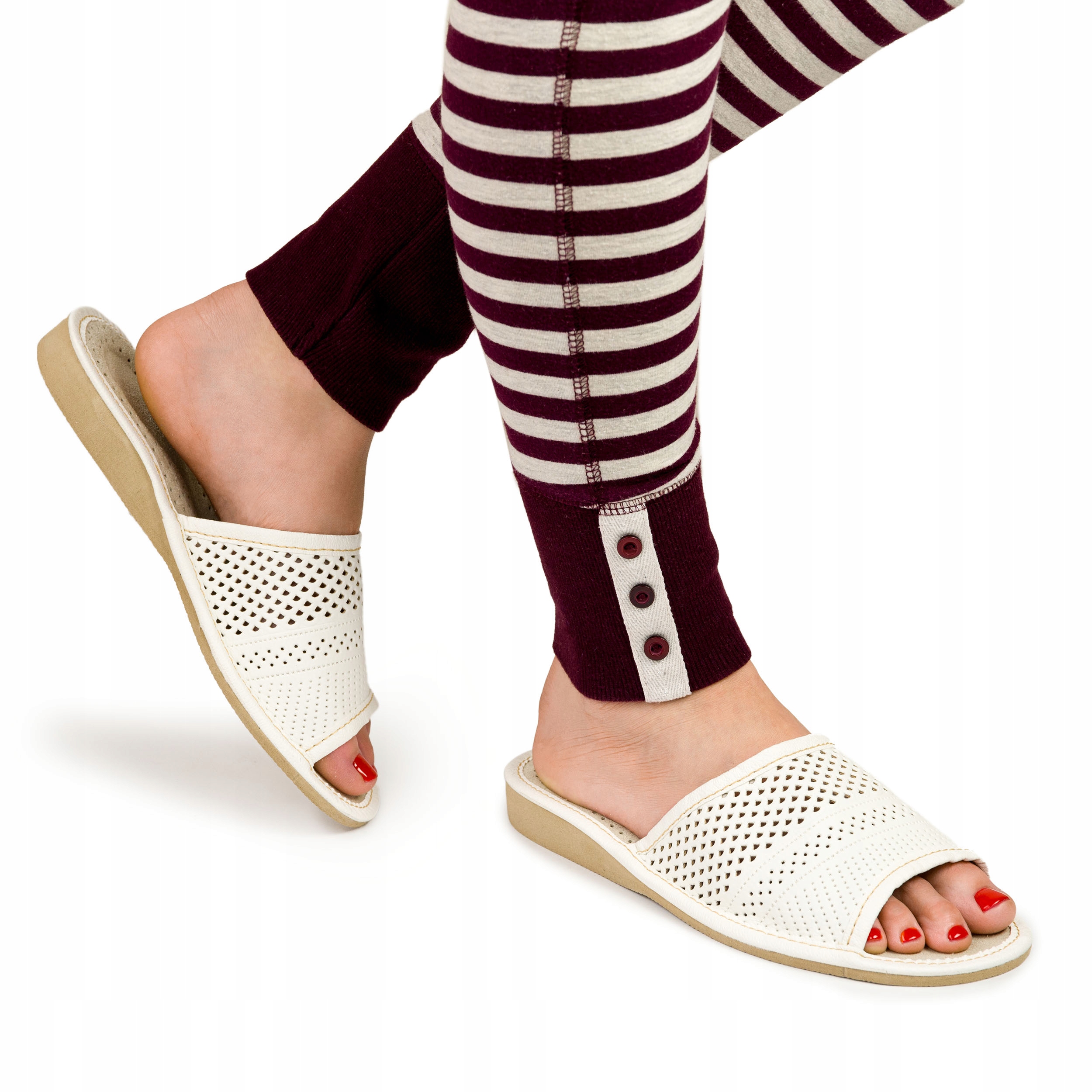 KAPCIE DAMSKIE PANTOFLE CIAPY ODDYCHAJĄCE PREZENT Płeć kobieta