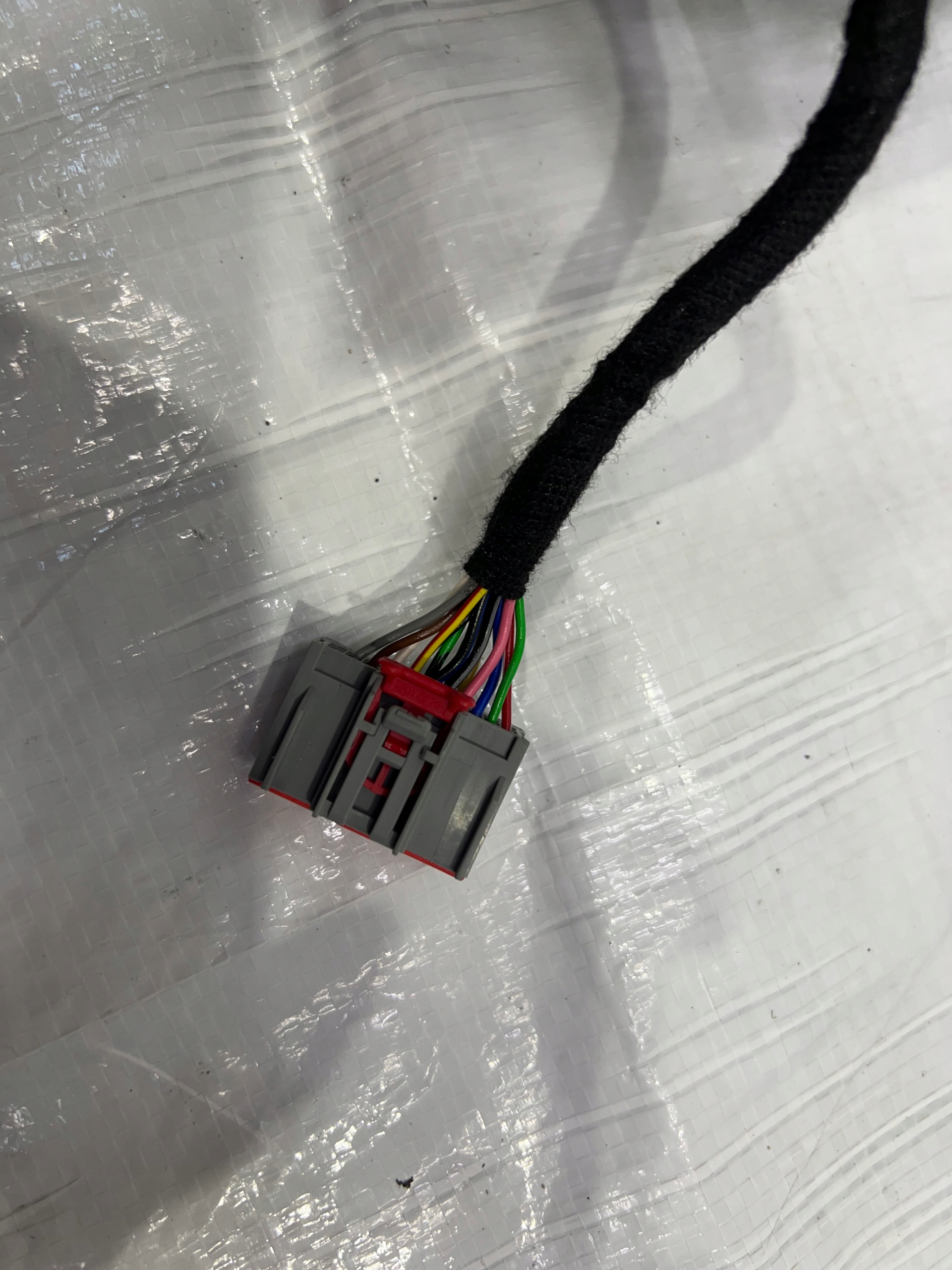 JAGUAR F-PACE LUSTERKO LEWE 14-PIN Producent części Jaguar OE