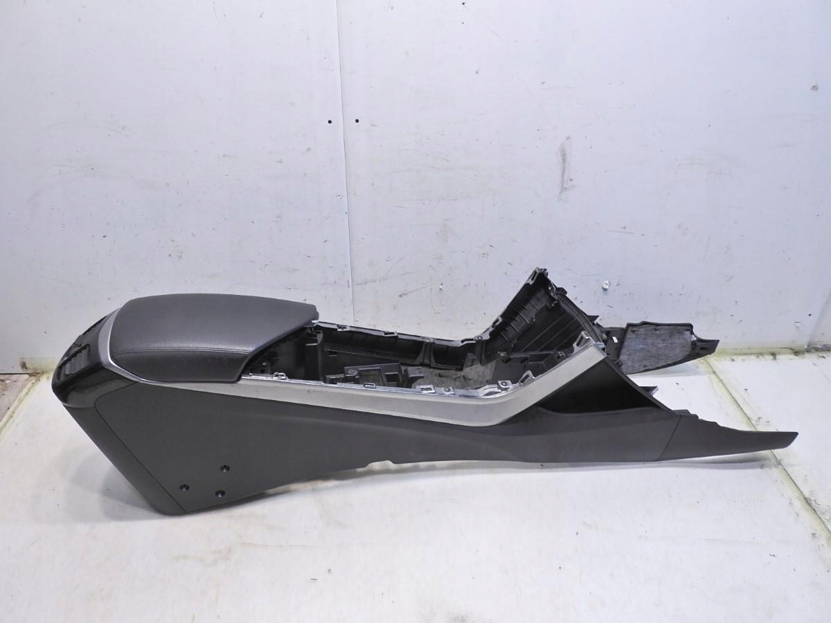 тунель середина подлокотник Hyundai i40