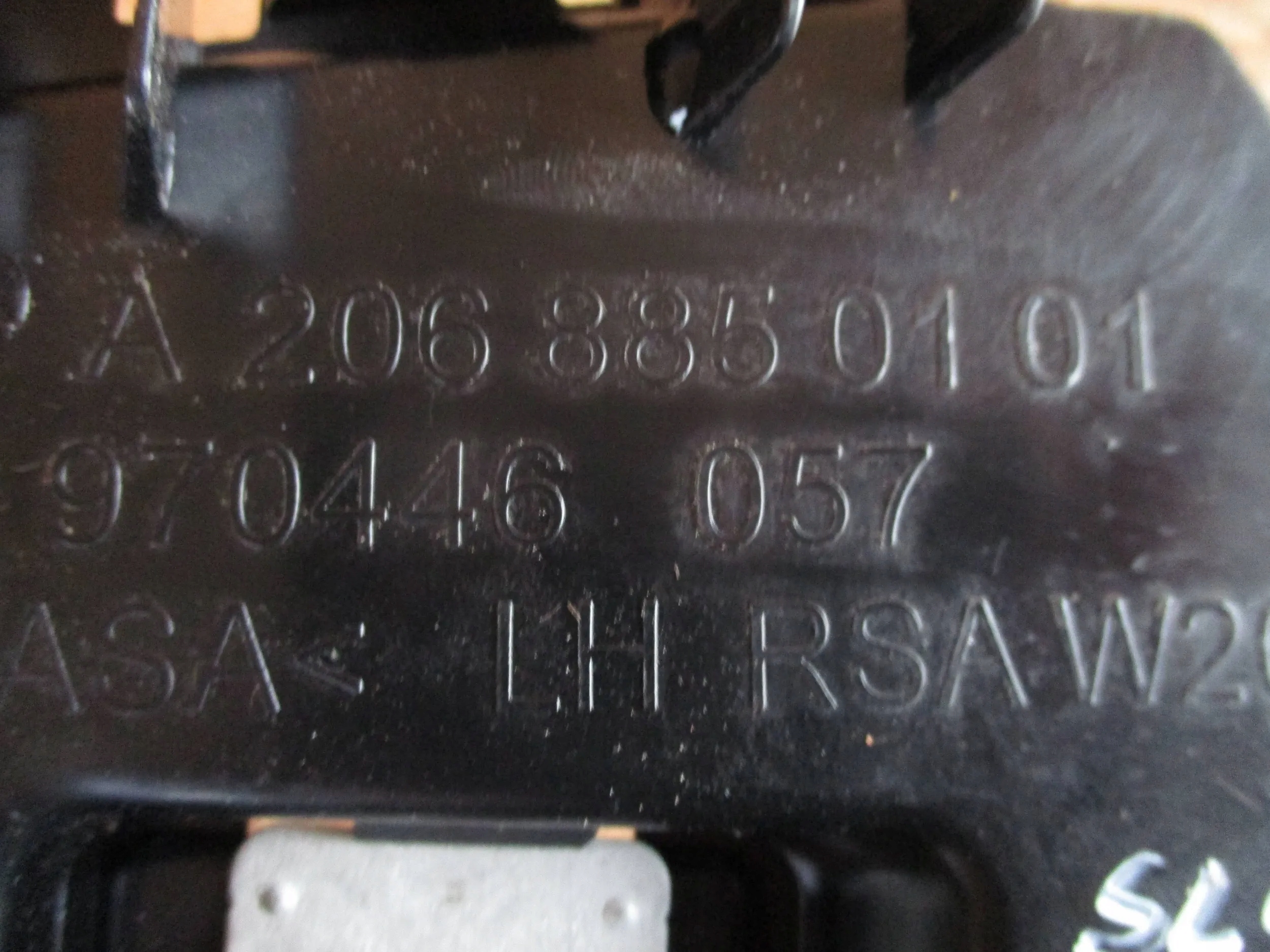 bumper bracket rear part left MB C-KLASA W206 sedan
