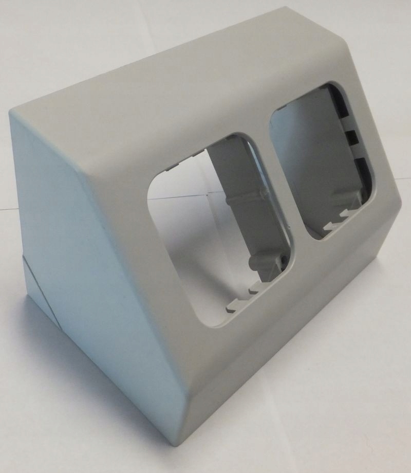 Gniazdo kątowe dwukierunkowe C-line Haba