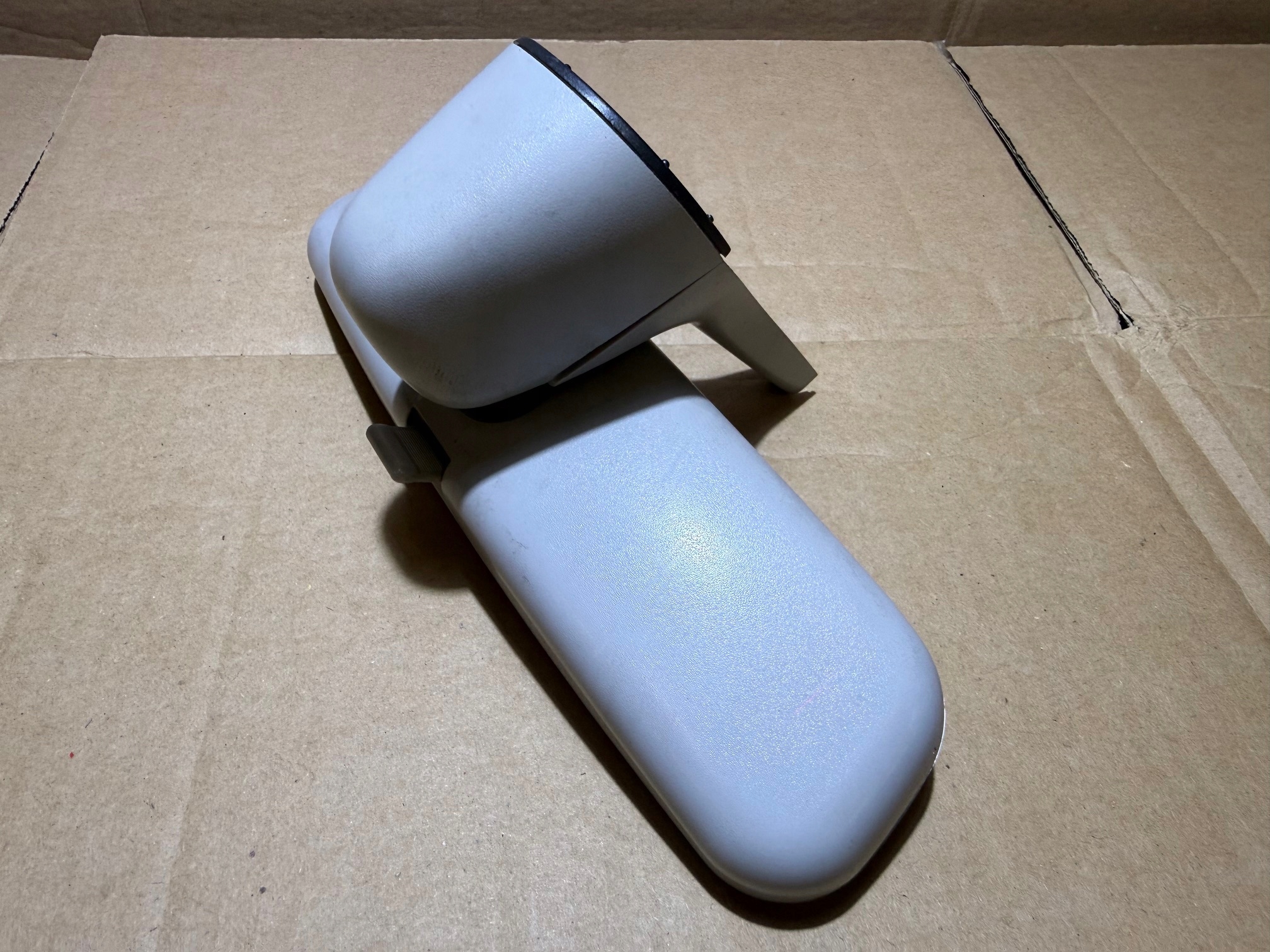 AUDI A6 C6 mirror inner reversely 4F0857593AB