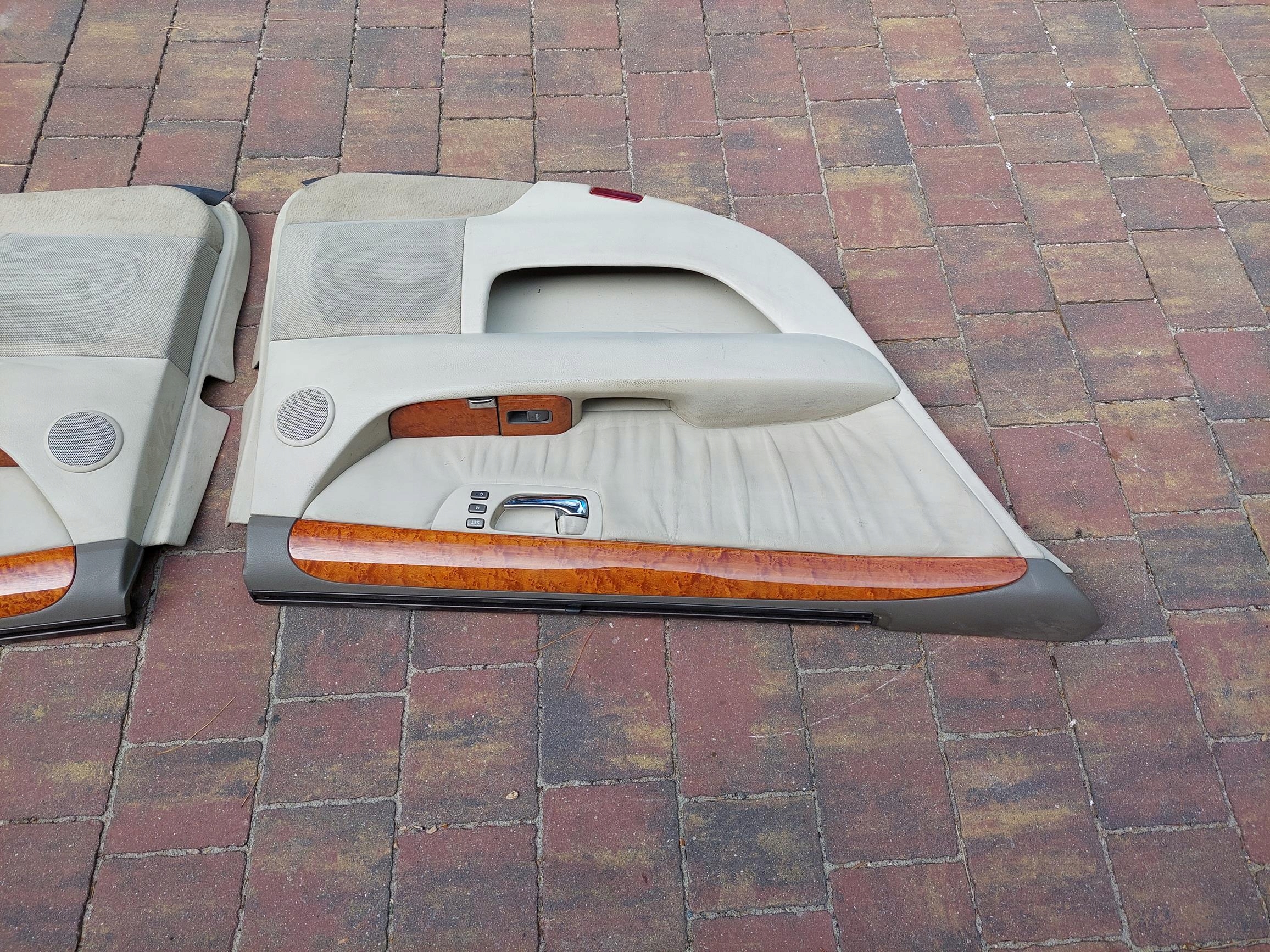 side rear part rear left right LEXUS LS 430 LS430