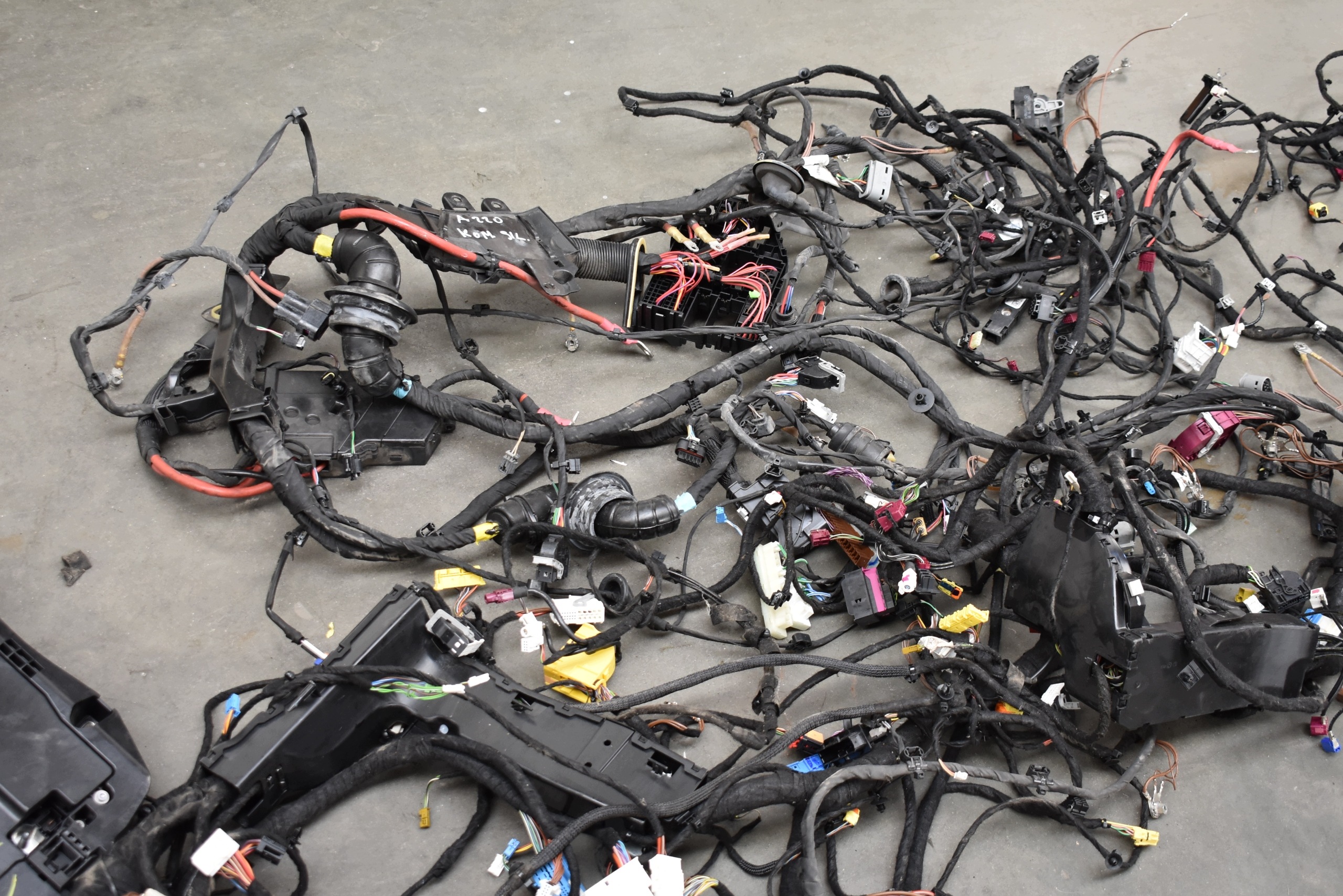 IDEALNA cablaggio ELEKTREYCZNA MERCEDES W177 2.0 1