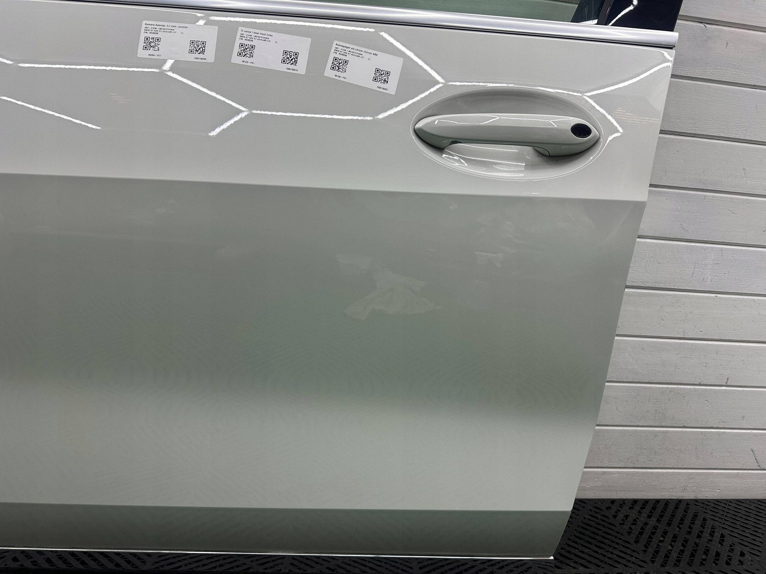 door front front side left BMW X7 G07 LCI complete colour A300