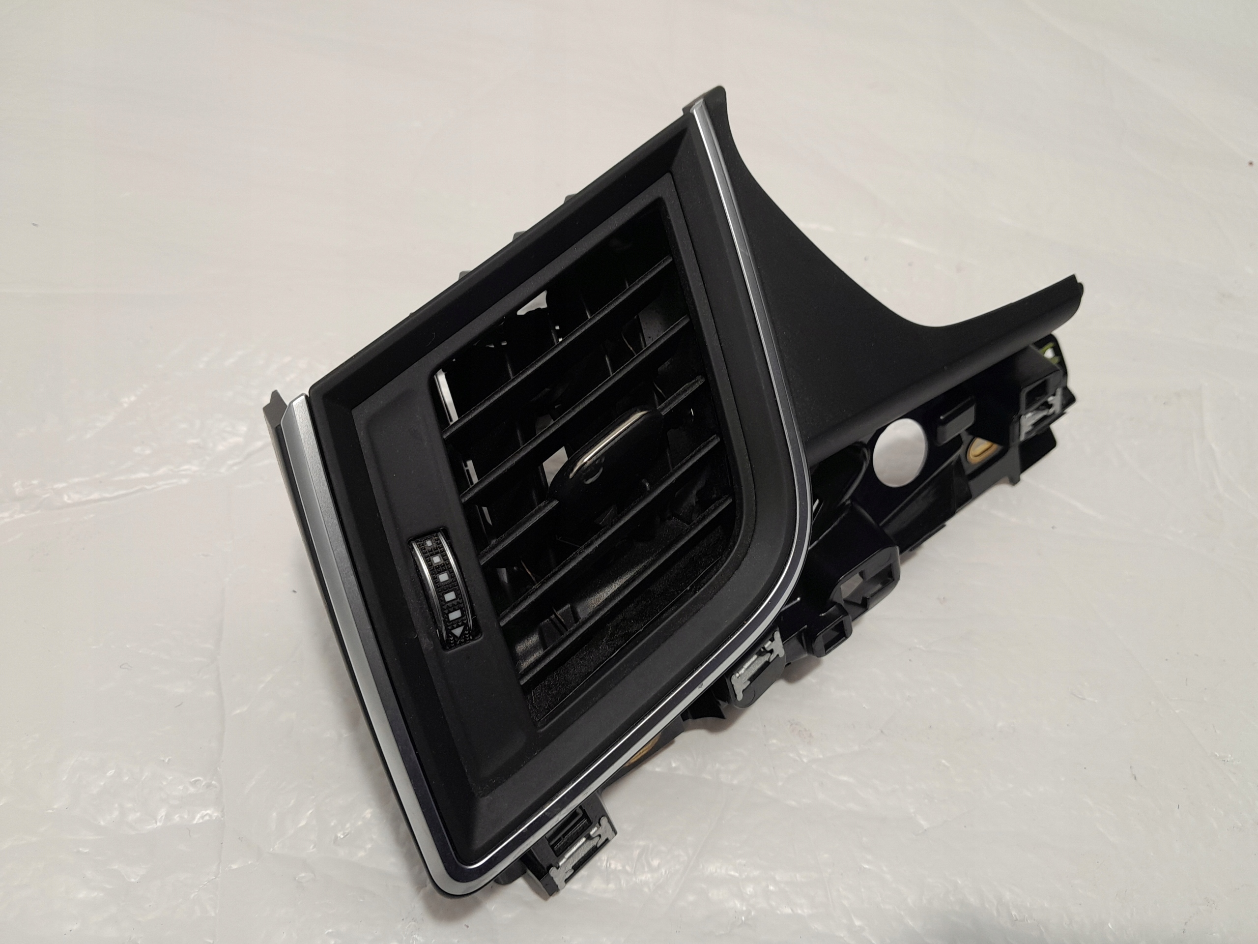 AUDI Q5 80A rešetka rešetka ventilacije konzoli 80B820901A