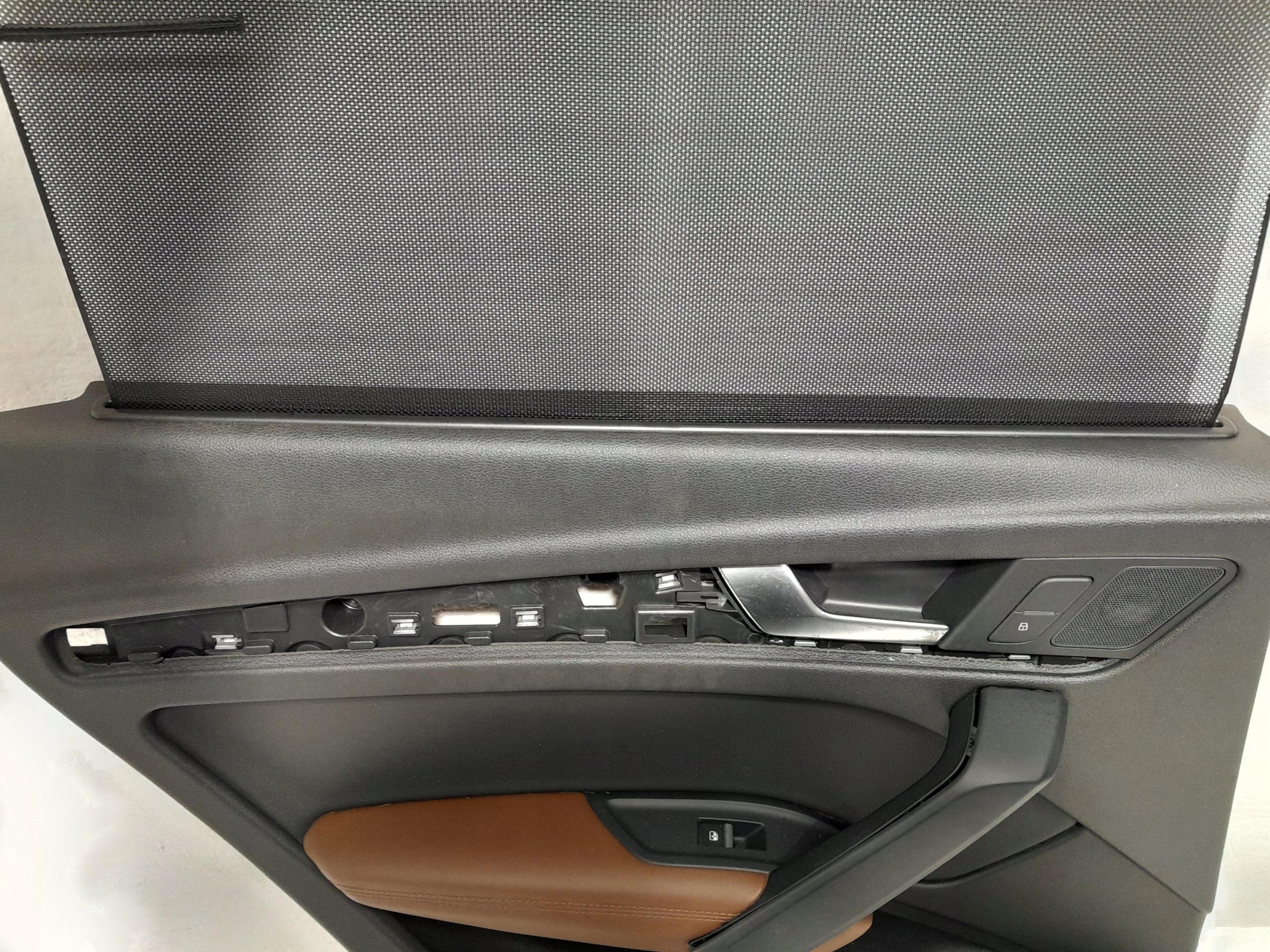 AUDI Q5 80A upholstery side door left rear part blinds 80A867487