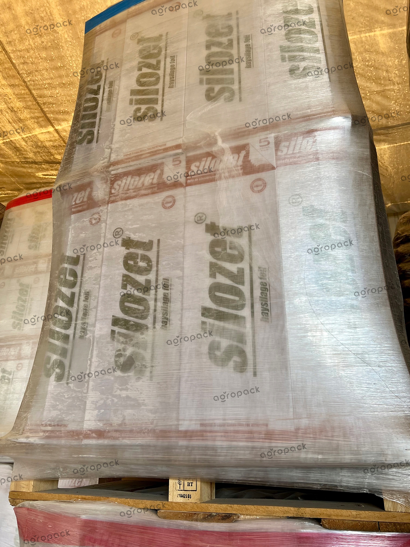 Folia do sianokiszonki SILOZET 500 5-warstwowa TOP Długość 180000 cm