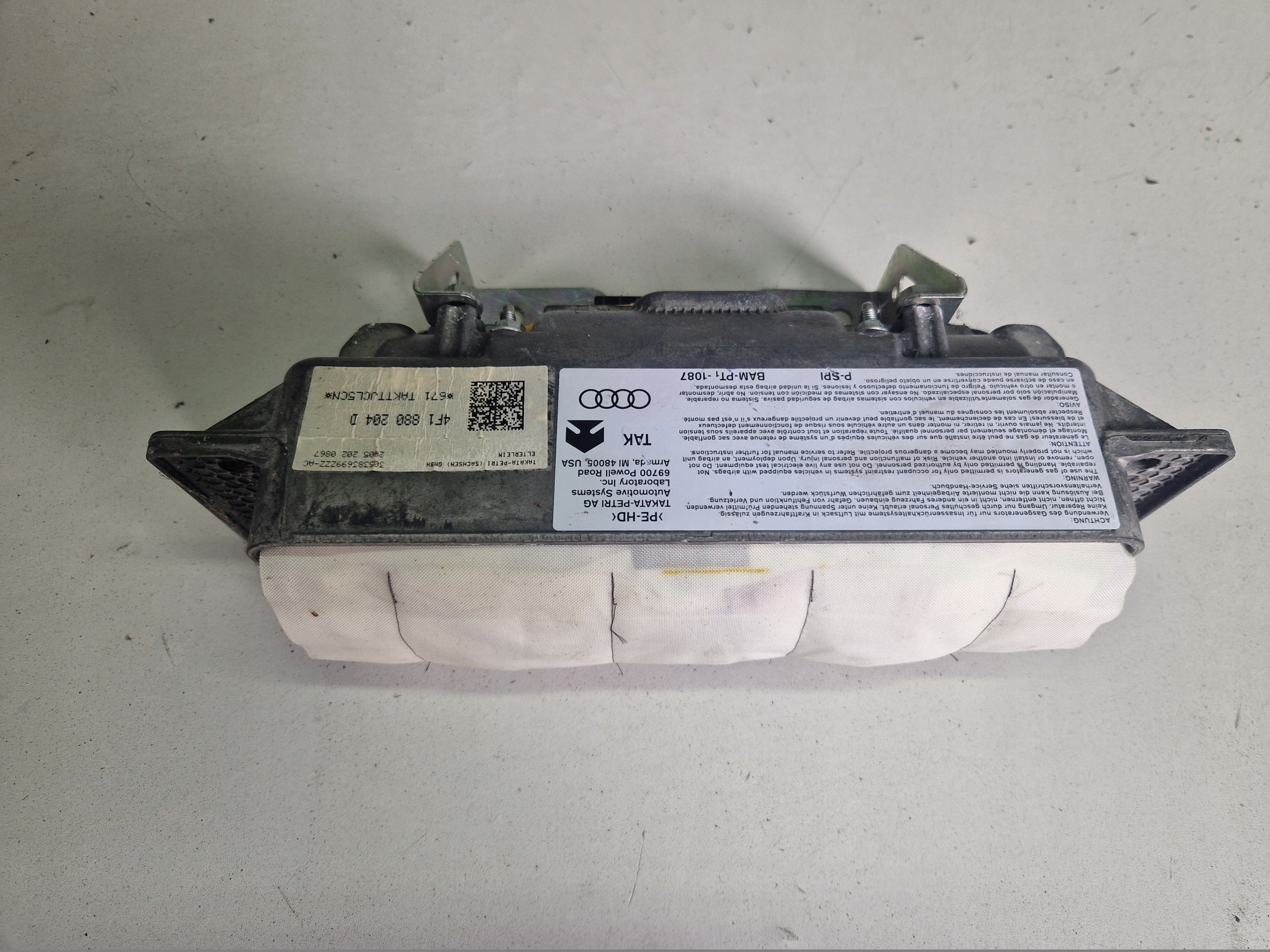 AUDI A6 C6 A6C6 airbag airbag spolujezdce 4F1880204D