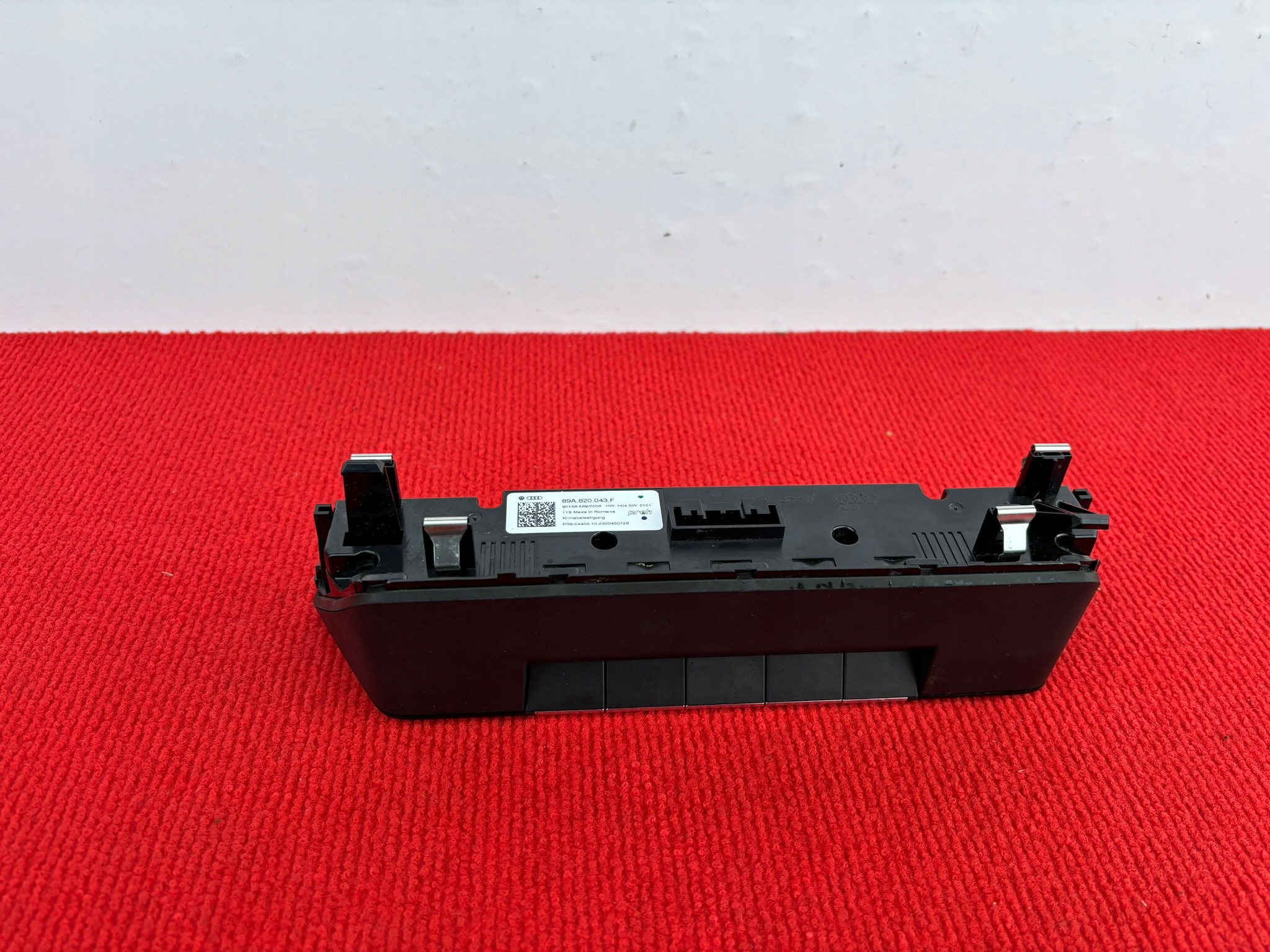 AUDI Q4 E-TRON 89A vezérlö panel a klímának 89A820043F K140/035