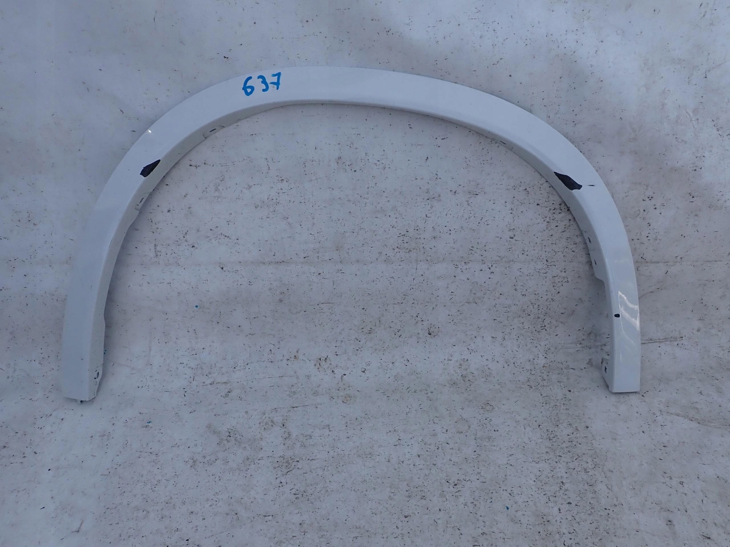 BMW X1 U11 m-packet 22- lišta blatník pravá předek