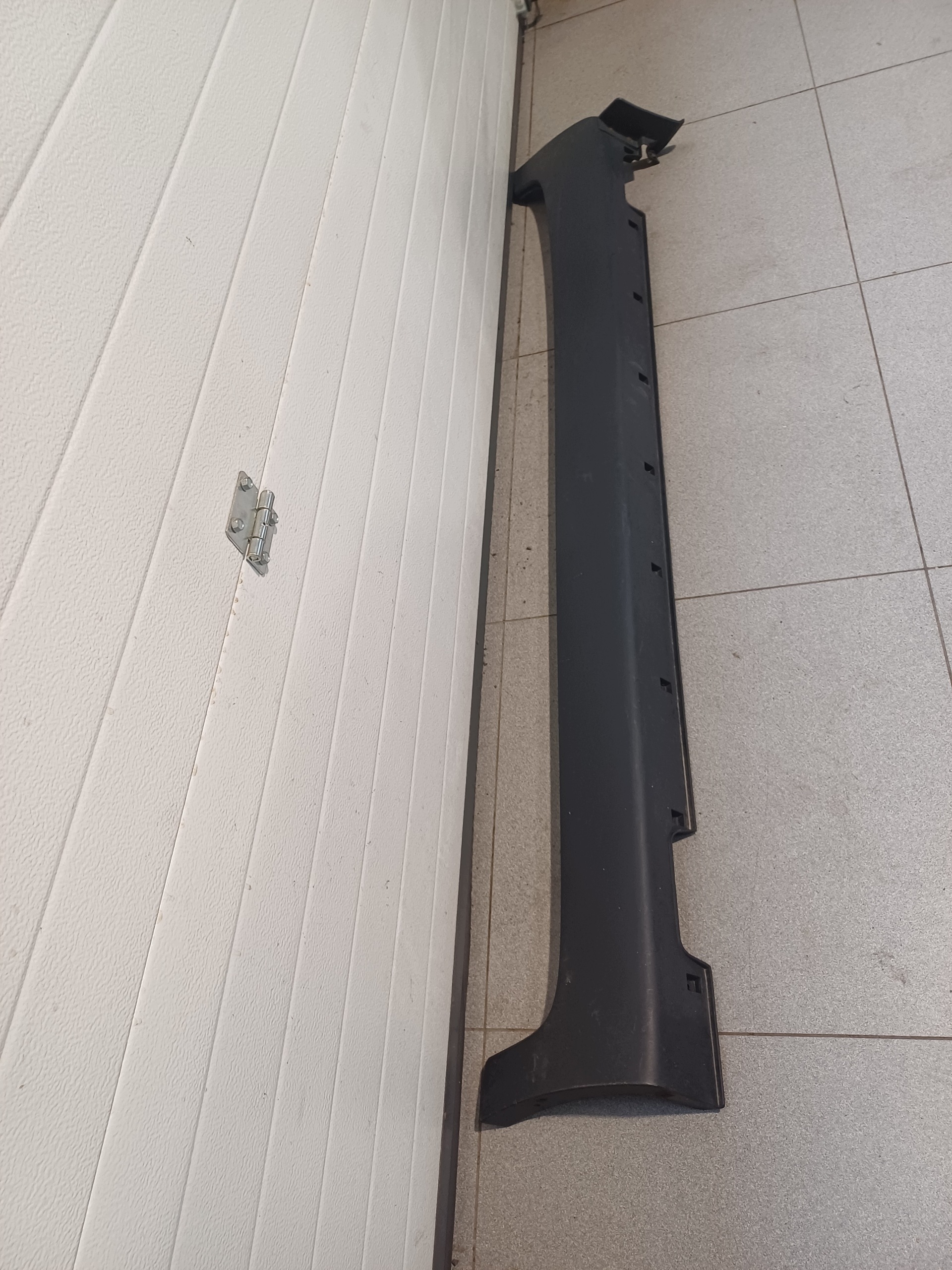 moulding threshold left KIA SPORTAGE III 87751-3U000