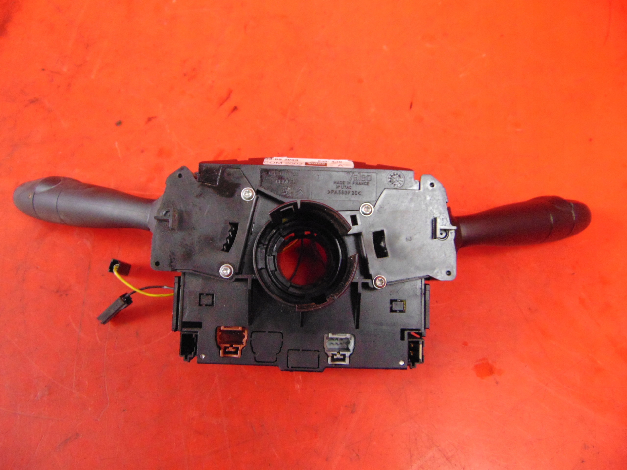 CITROEN C3 PLURIEL steering wheel levers and controls ring
