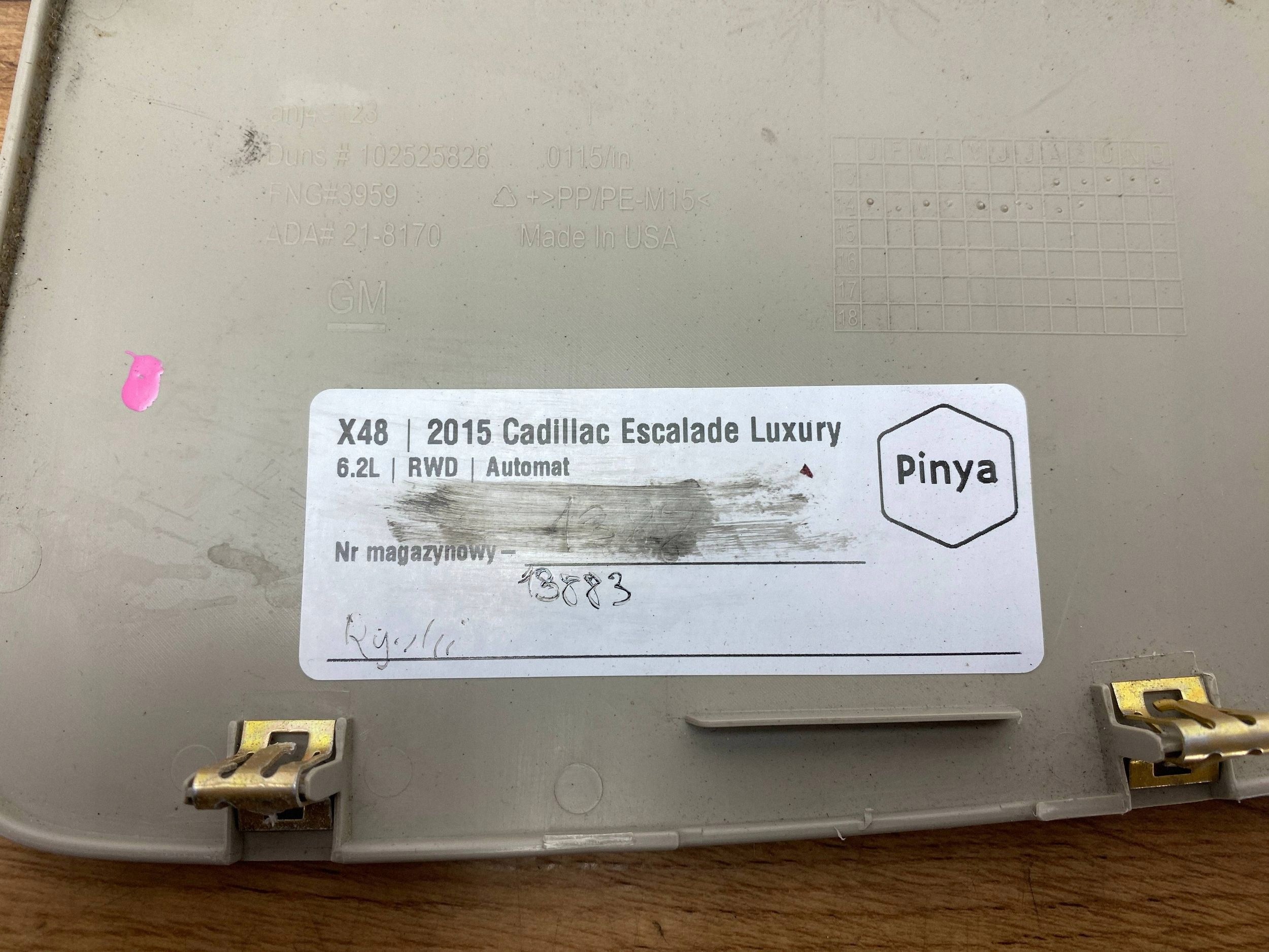 Lüftungsgitter Cadillac Escalade IV 2015+
