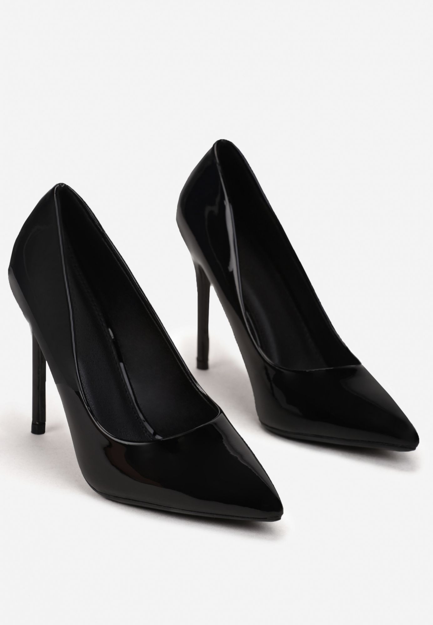 

Renee Czarne Szpilki damskie 39