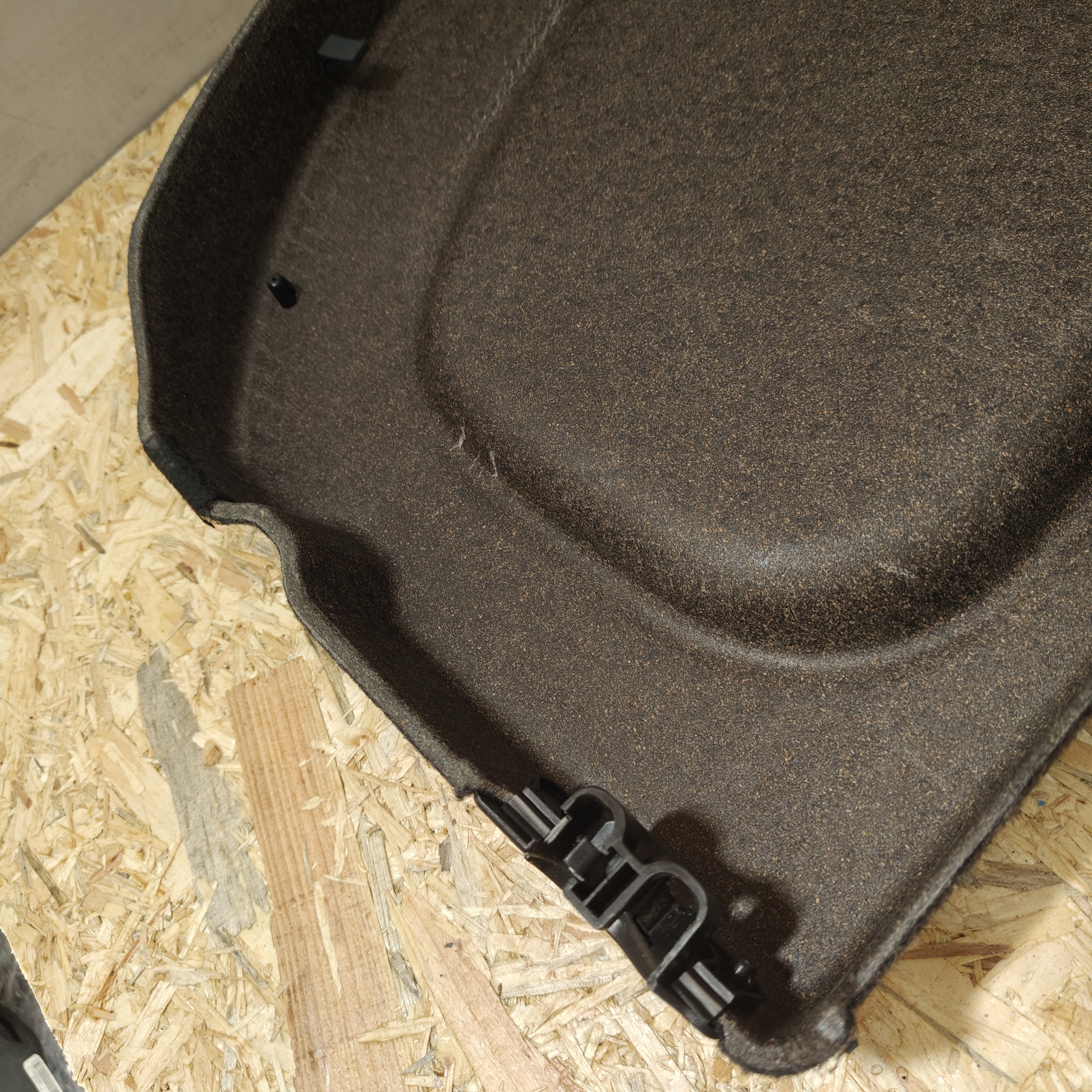 plato boot rear rear part TOYOTA AURIS II