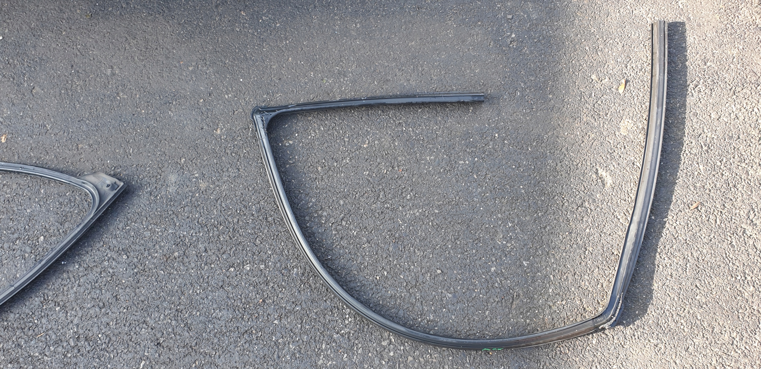 gasket Z door tyres right front MITSUBISHI ASX OE EU